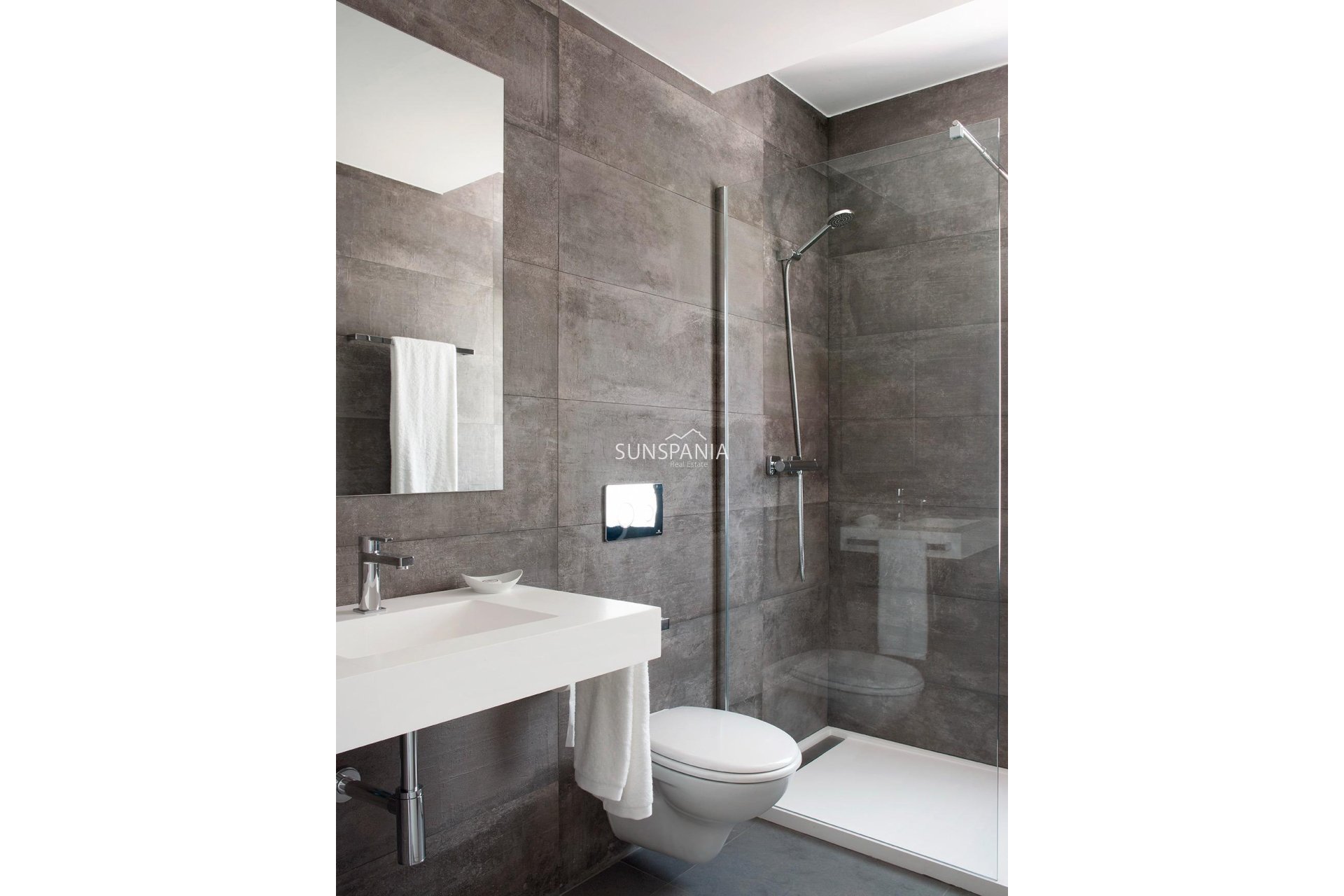 Obra nueva - Chalet -
La Manga Club