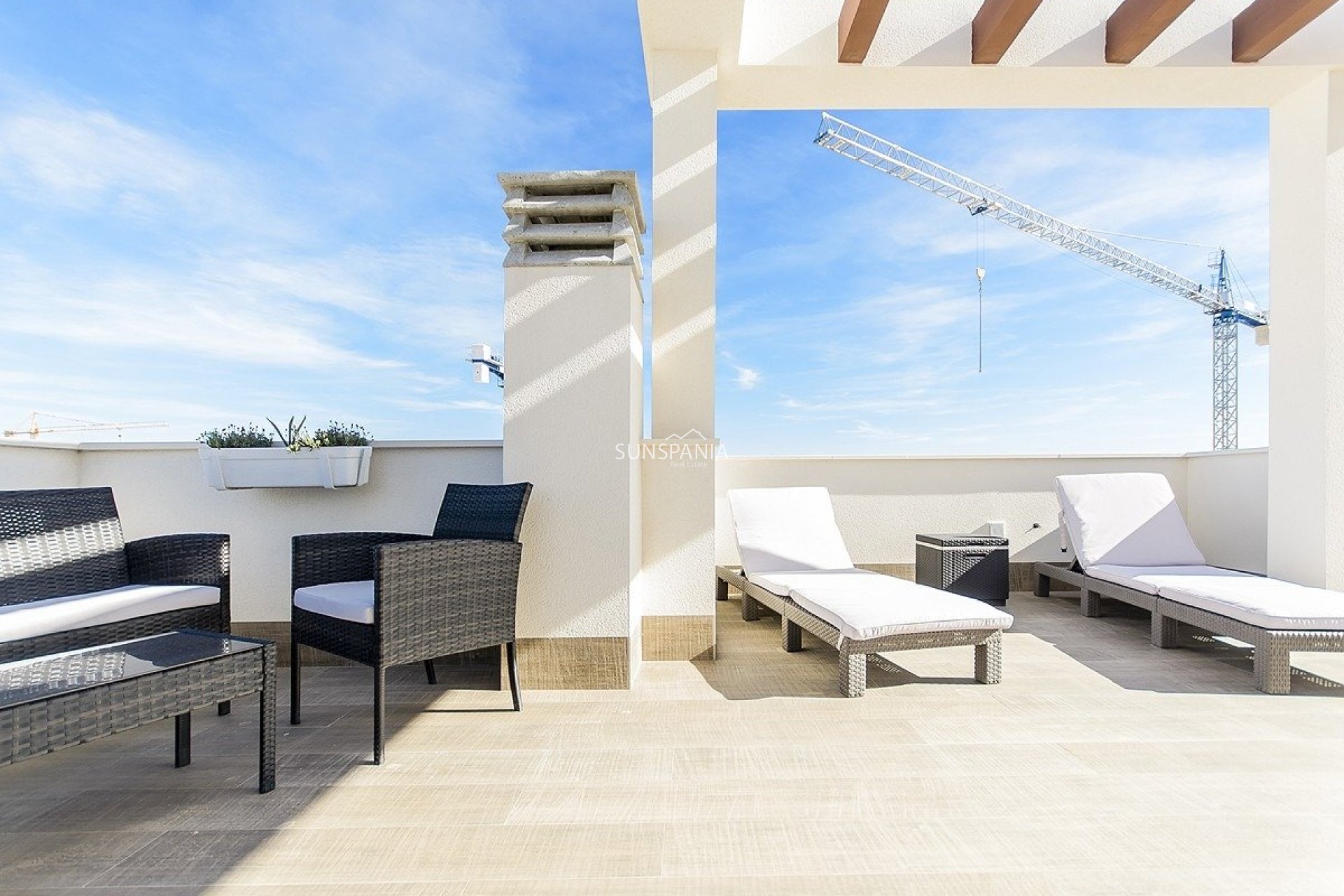 Obra nueva - Chalet -
Los Montesinos - La Herrada