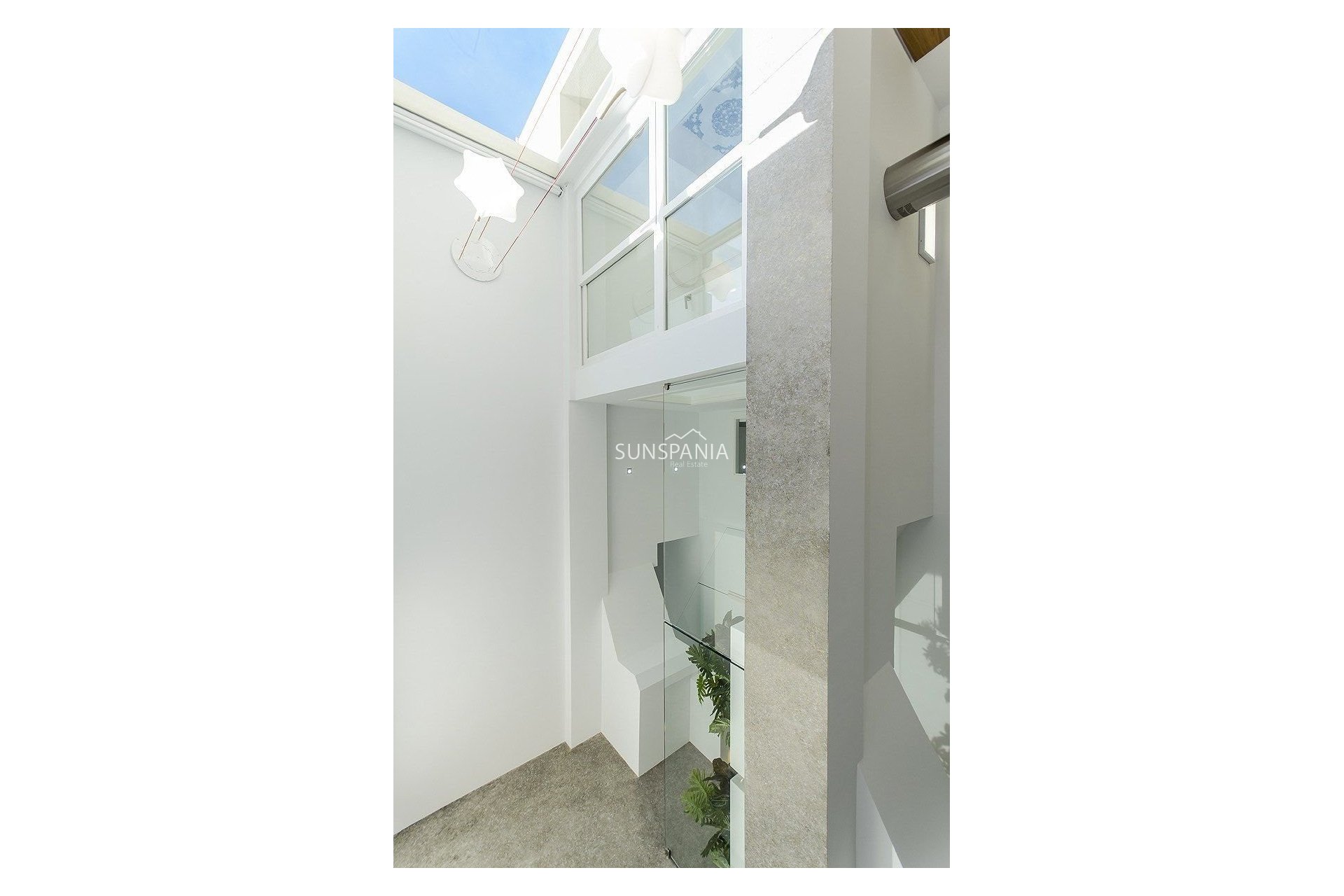 Obra nueva - Chalet -
Los Montesinos - La Herrada
