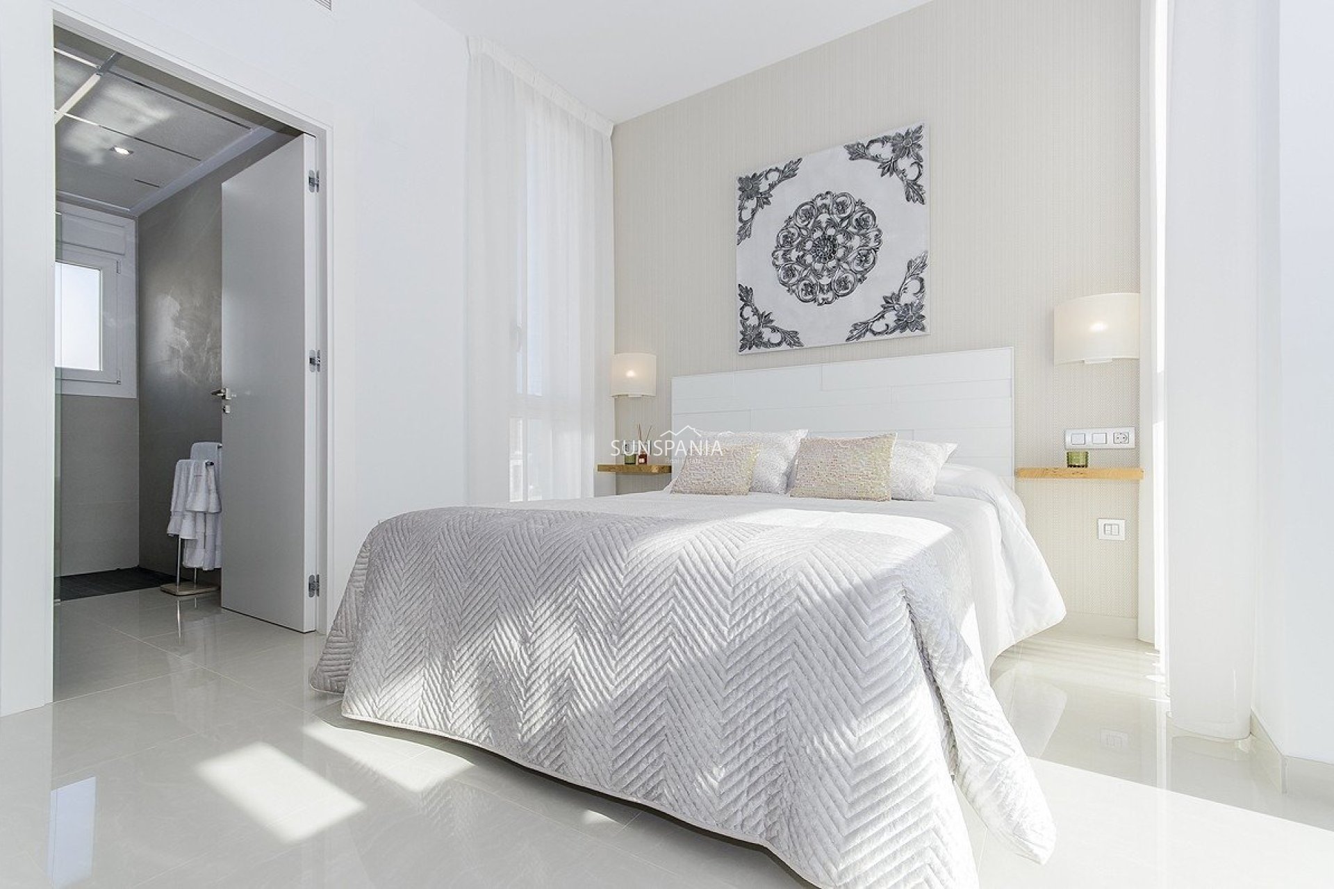 Obra nueva - Chalet -
Los Montesinos - La Herrada