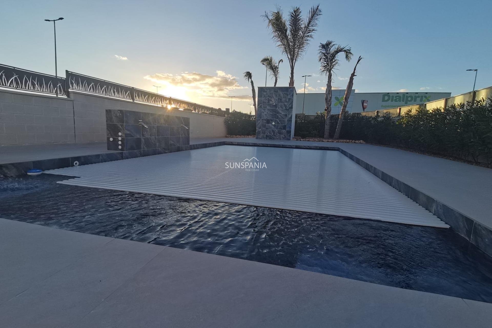 Obra nueva - Chalet -
Los Montesinos - La Herrada