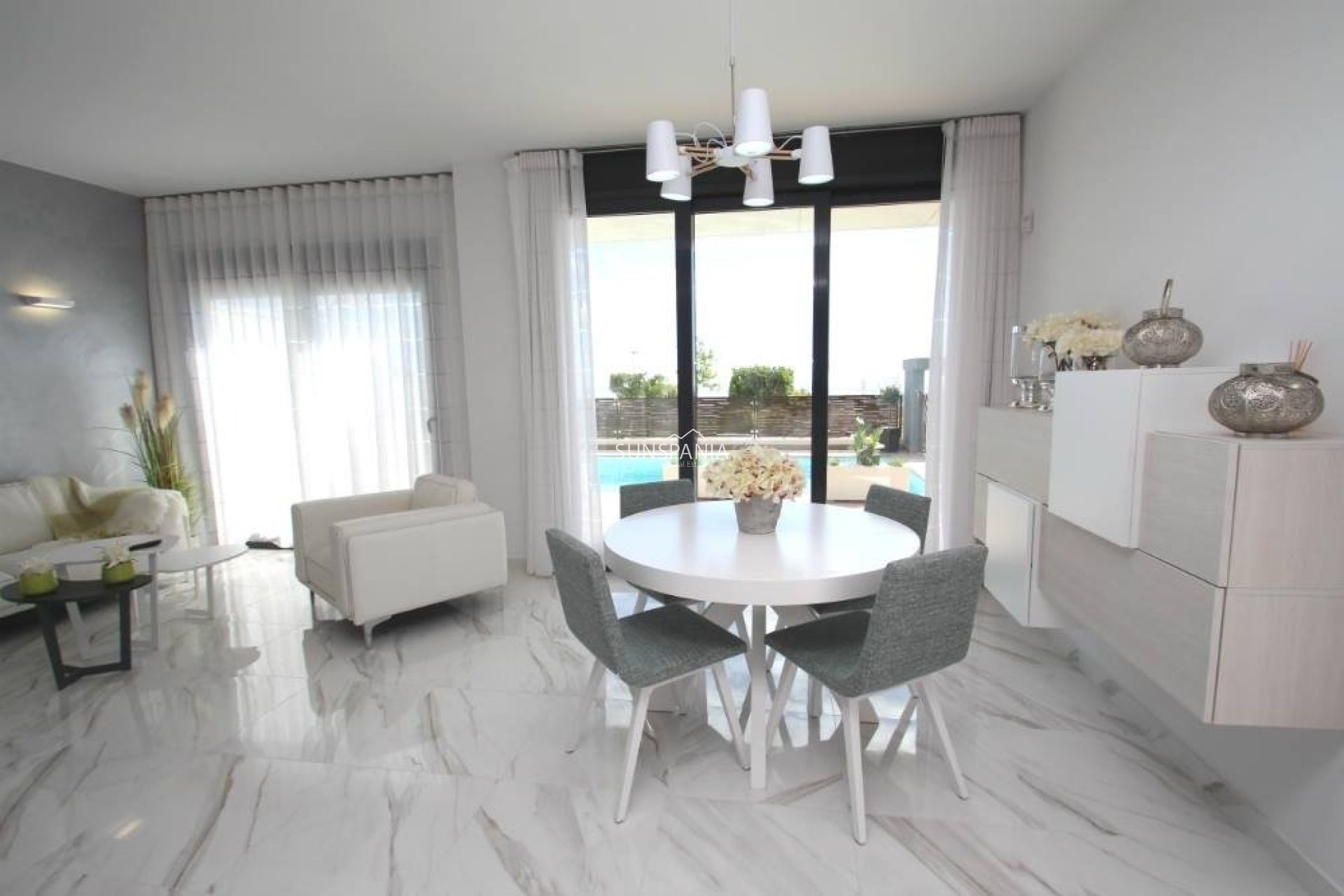 Obra nueva - Chalet -
Orihuela Costa - Campoamor