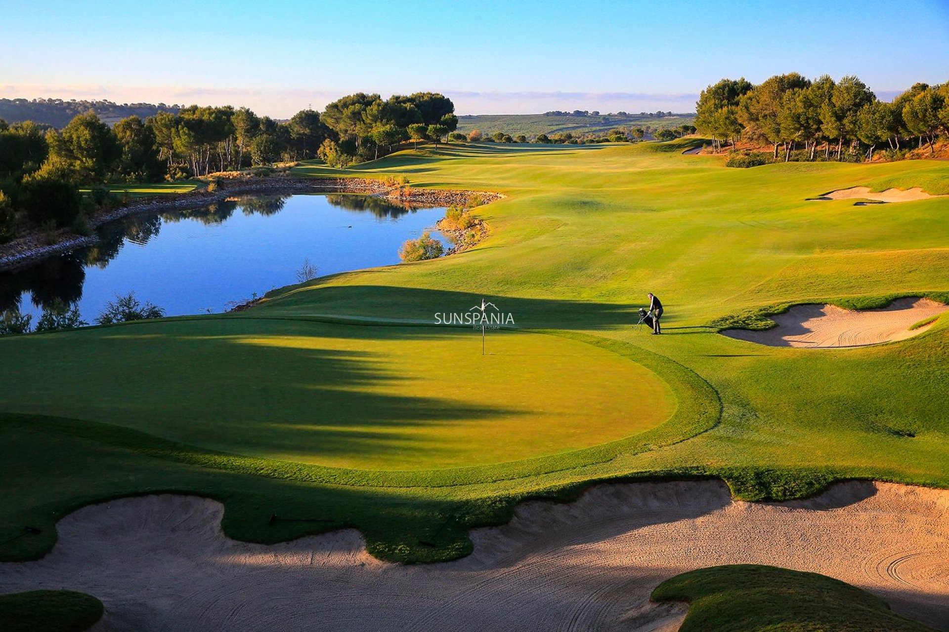 Obra nueva - Chalet -
Orihuela - Las Colinas Golf
