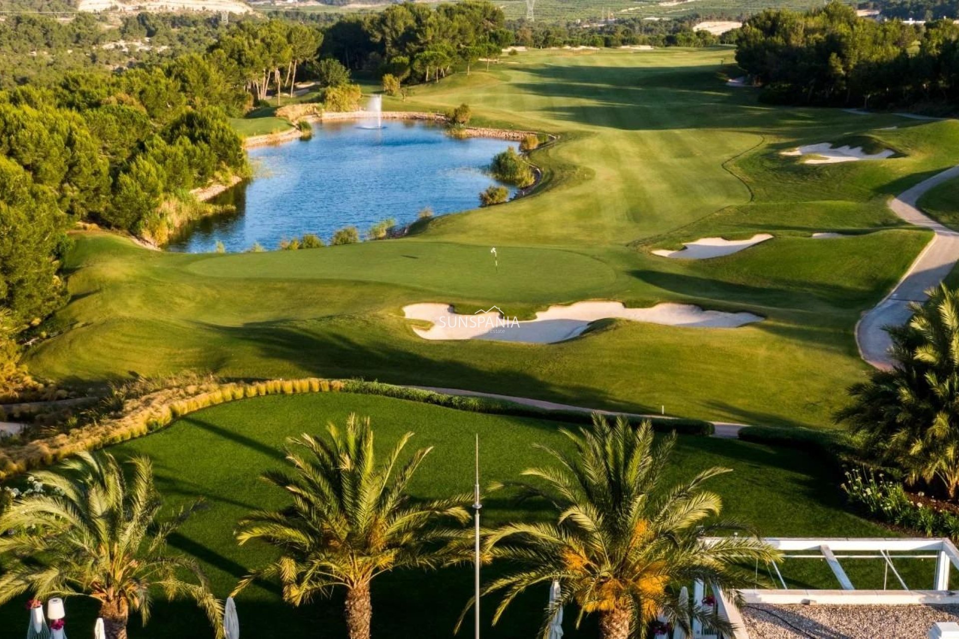 Obra nueva - Chalet -
Orihuela - Las Colinas Golf