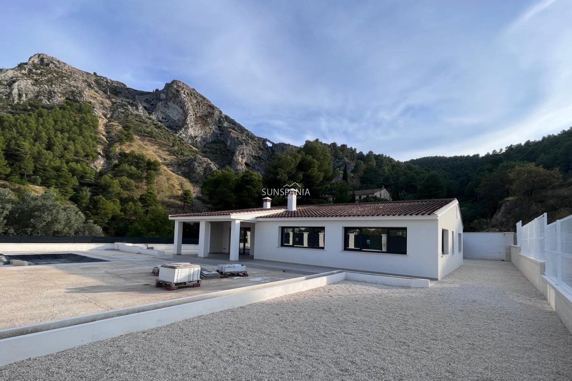 Obra nueva - Chalet -
Penaguila - El Olivar
