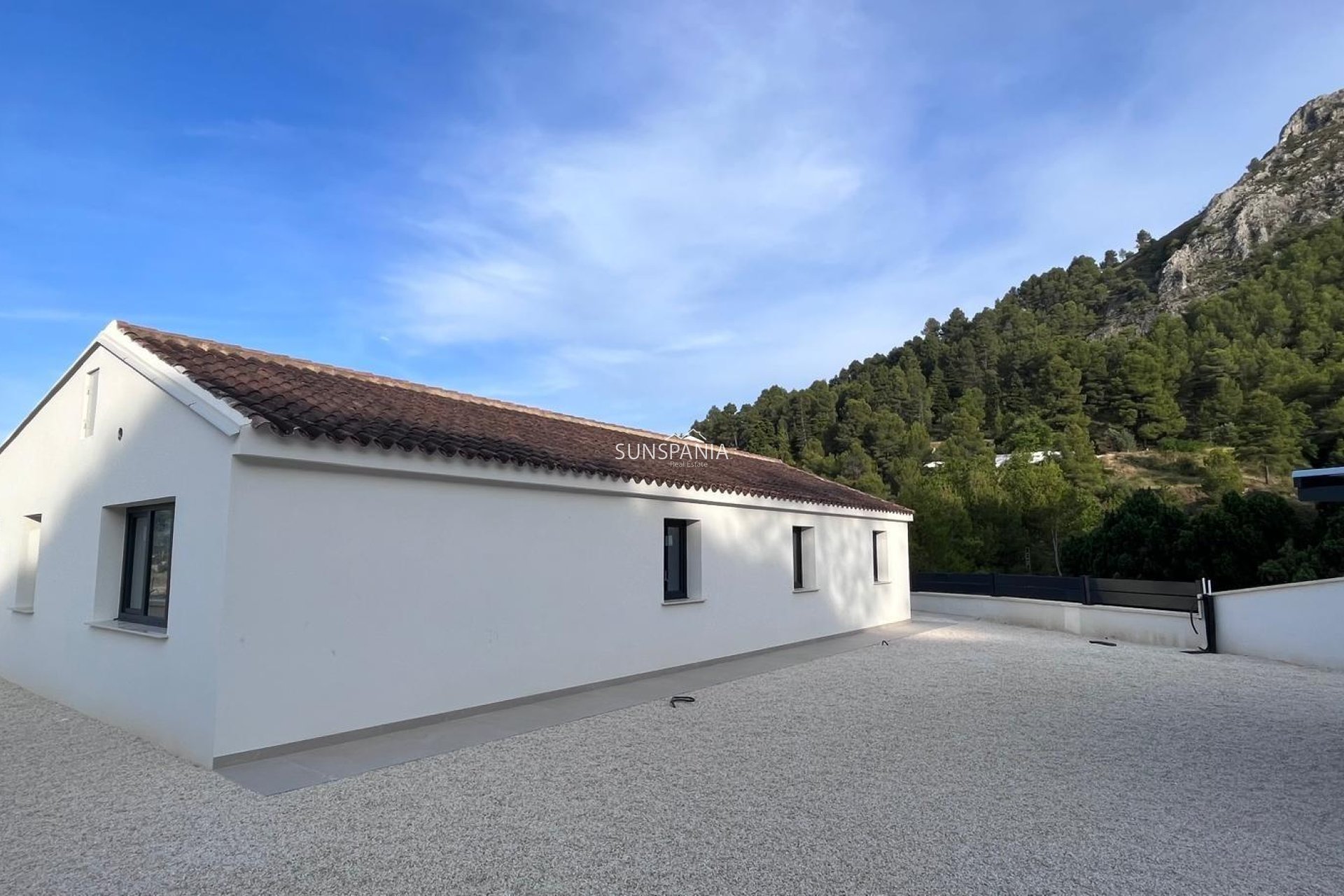 Obra nueva - Chalet -
Penaguila - El Olivar