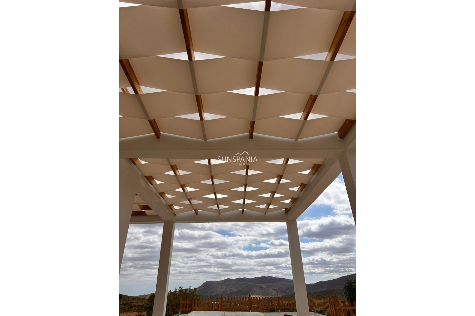 Obra nueva - Chalet -
Pinoso - Casas Pastor