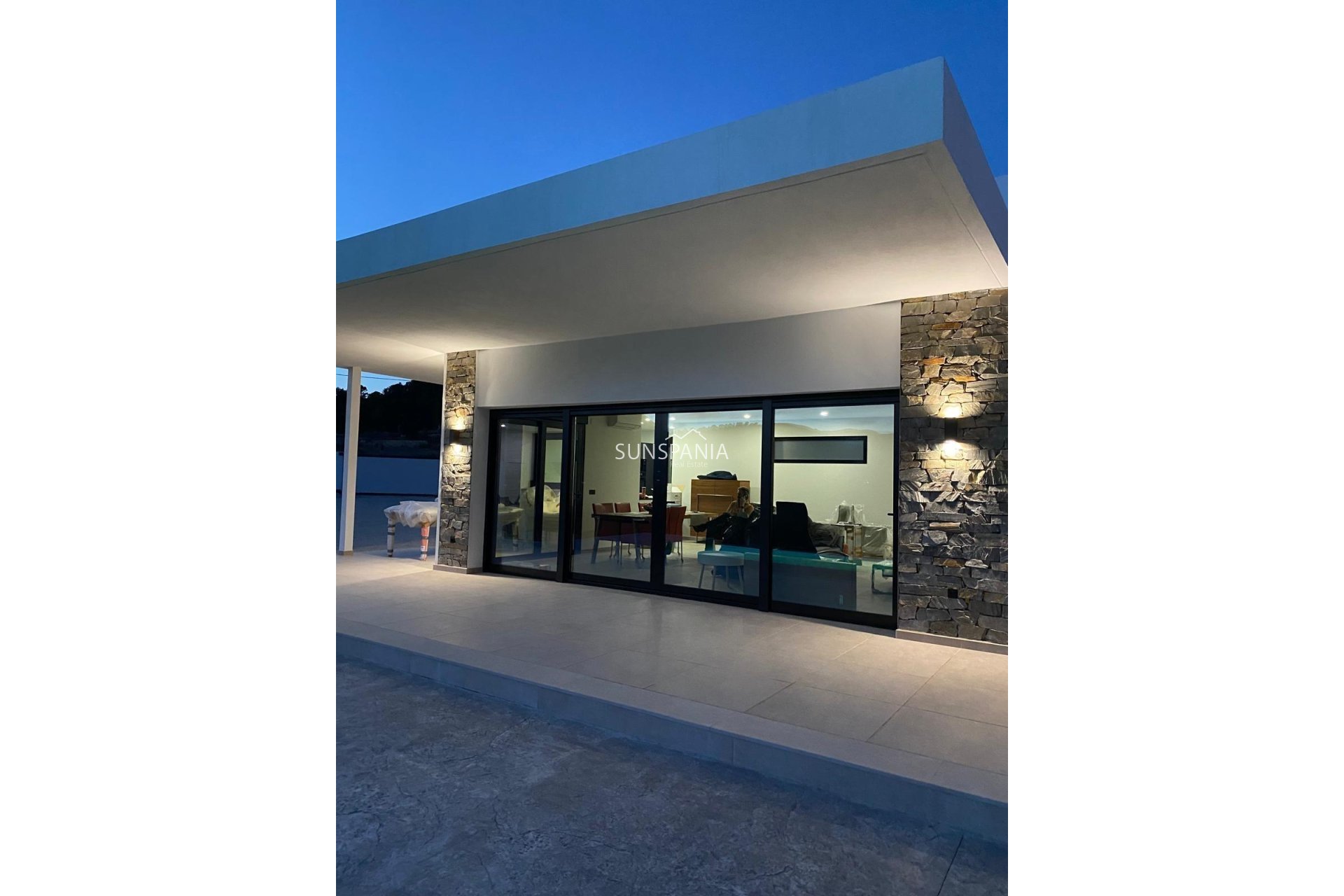Obra nueva - Chalet -
Pinoso - Casas Pastor