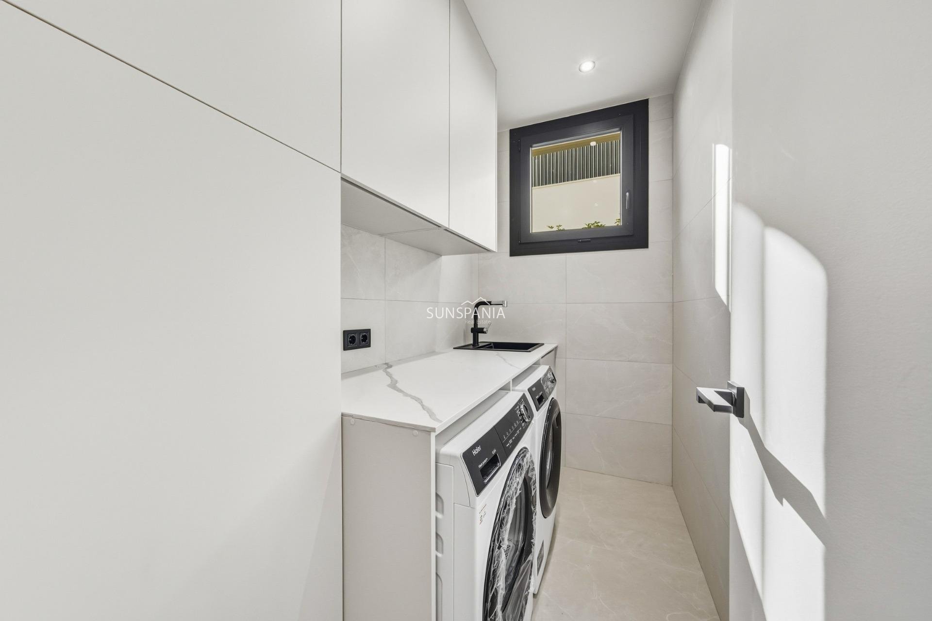 Obra nueva - Chalet -
Polop - La Alberca