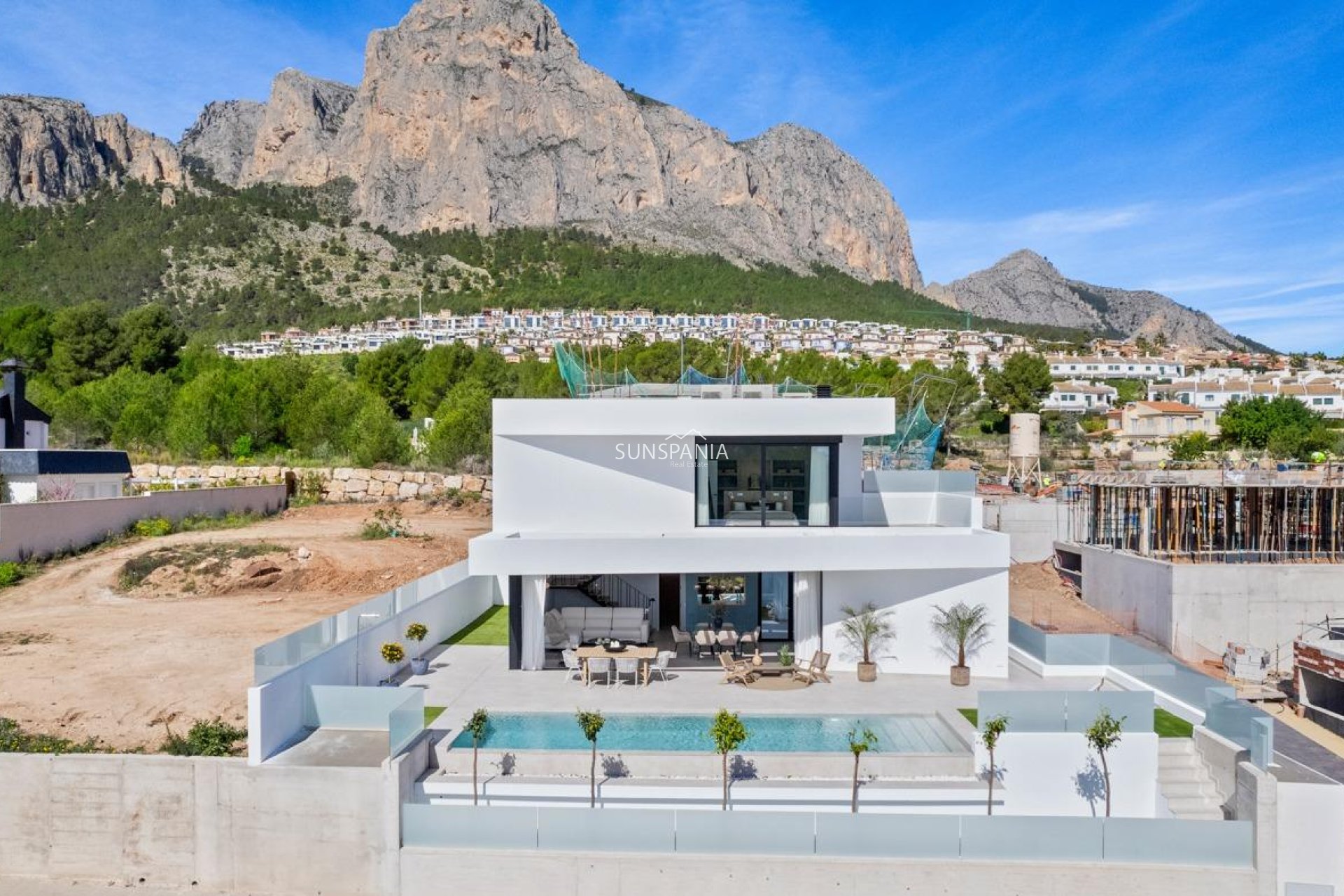 Obra nueva - Chalet -
Polop - Urbanizaciones