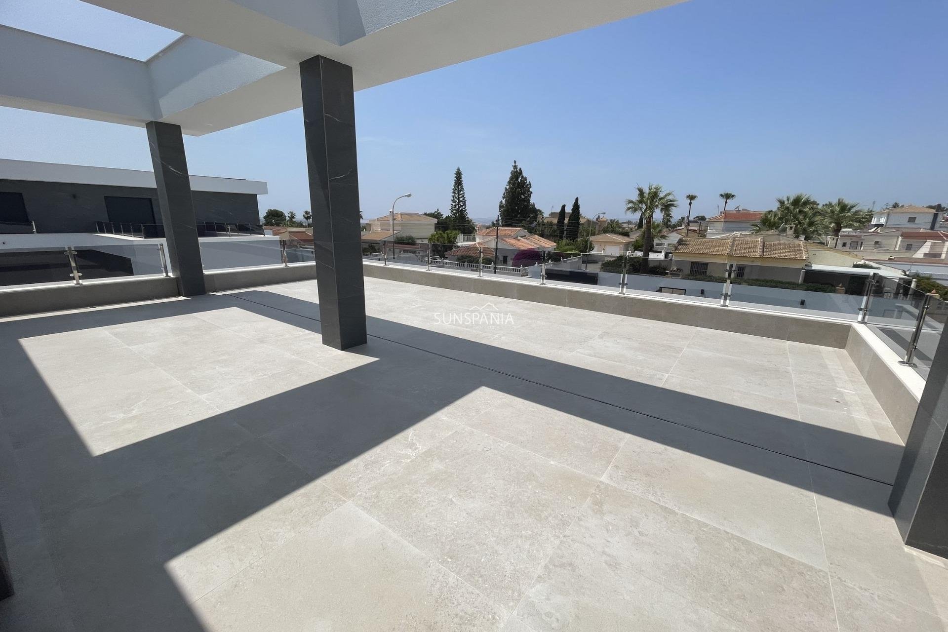 Obra nueva - Chalet -
Rojales - Ciudad Quesada