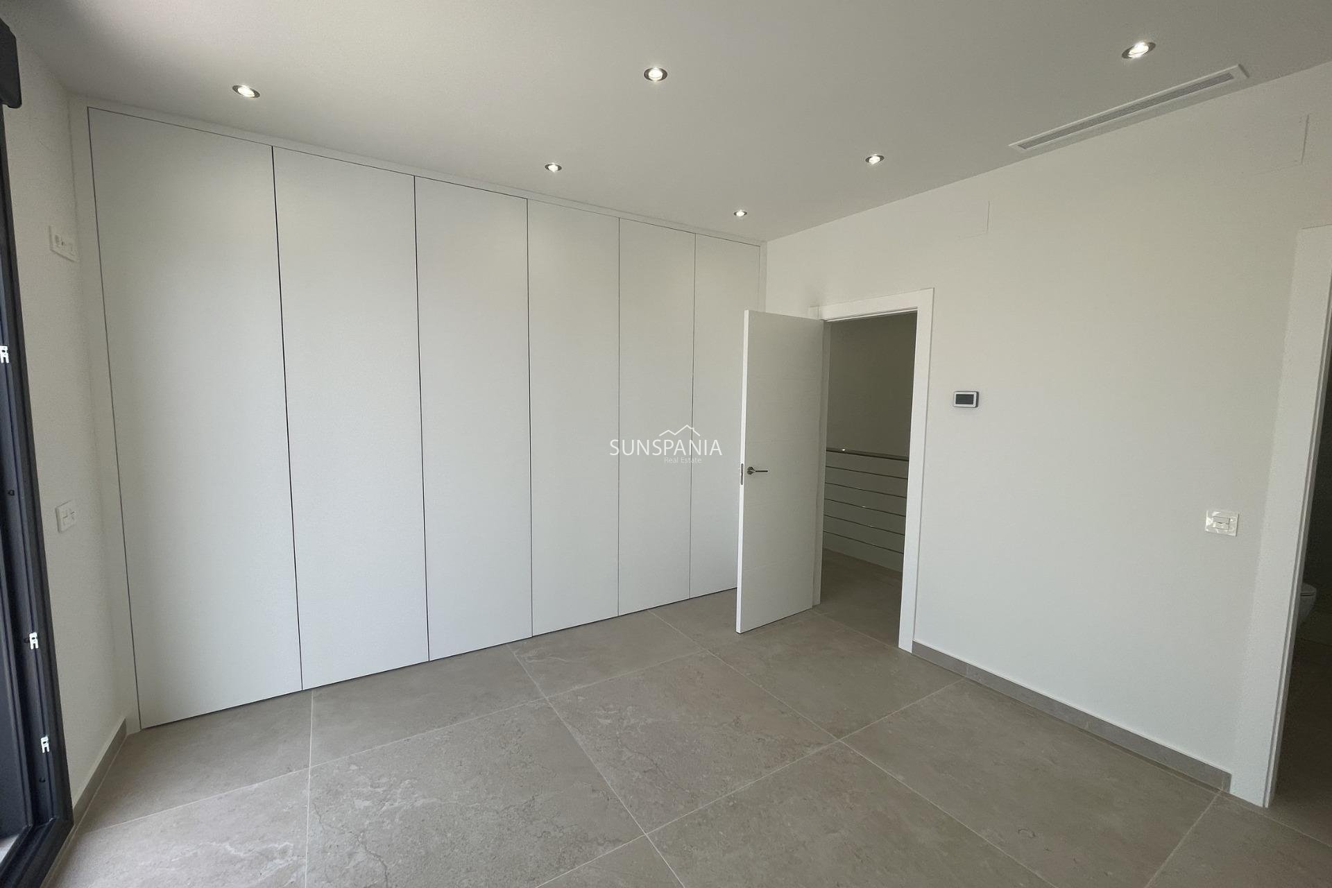 Obra nueva - Chalet -
Rojales - Ciudad Quesada