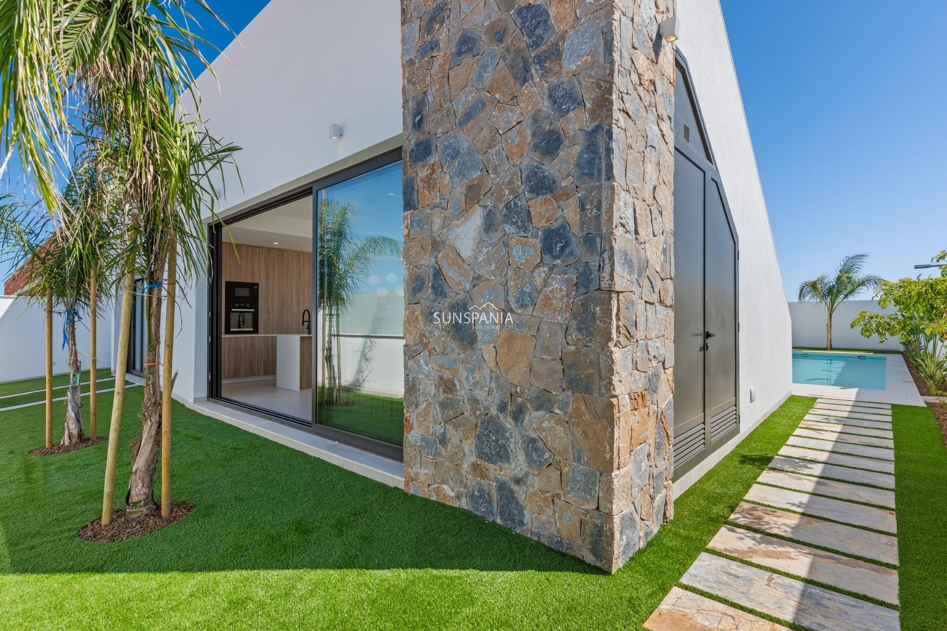 Obra nueva - Chalet -
San Javier - Parque del doce