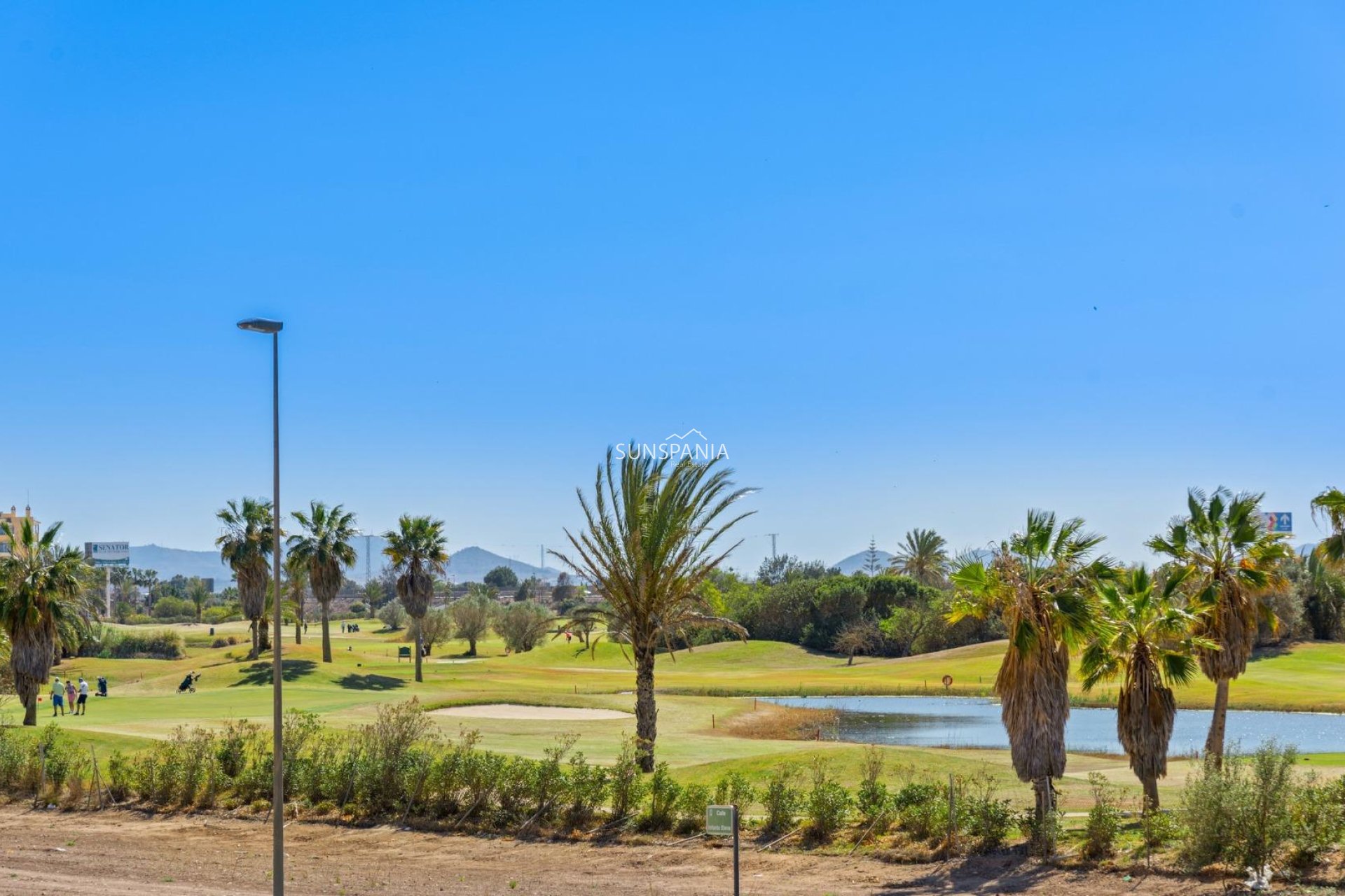 Obra nueva - Chalet -
San Javier - Parque del doce