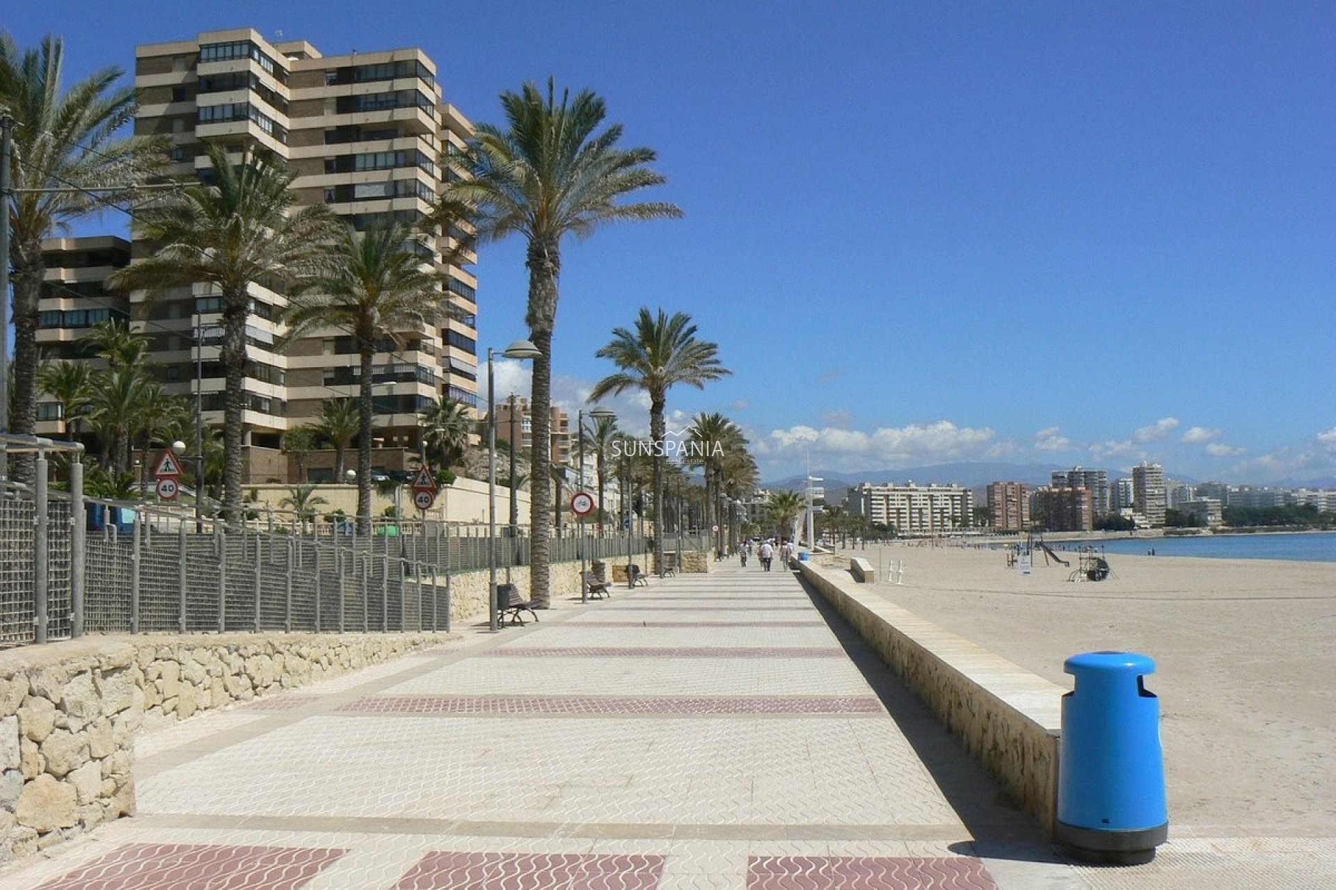 Obra nueva - Chalet -
San Juan Alicante - La Font