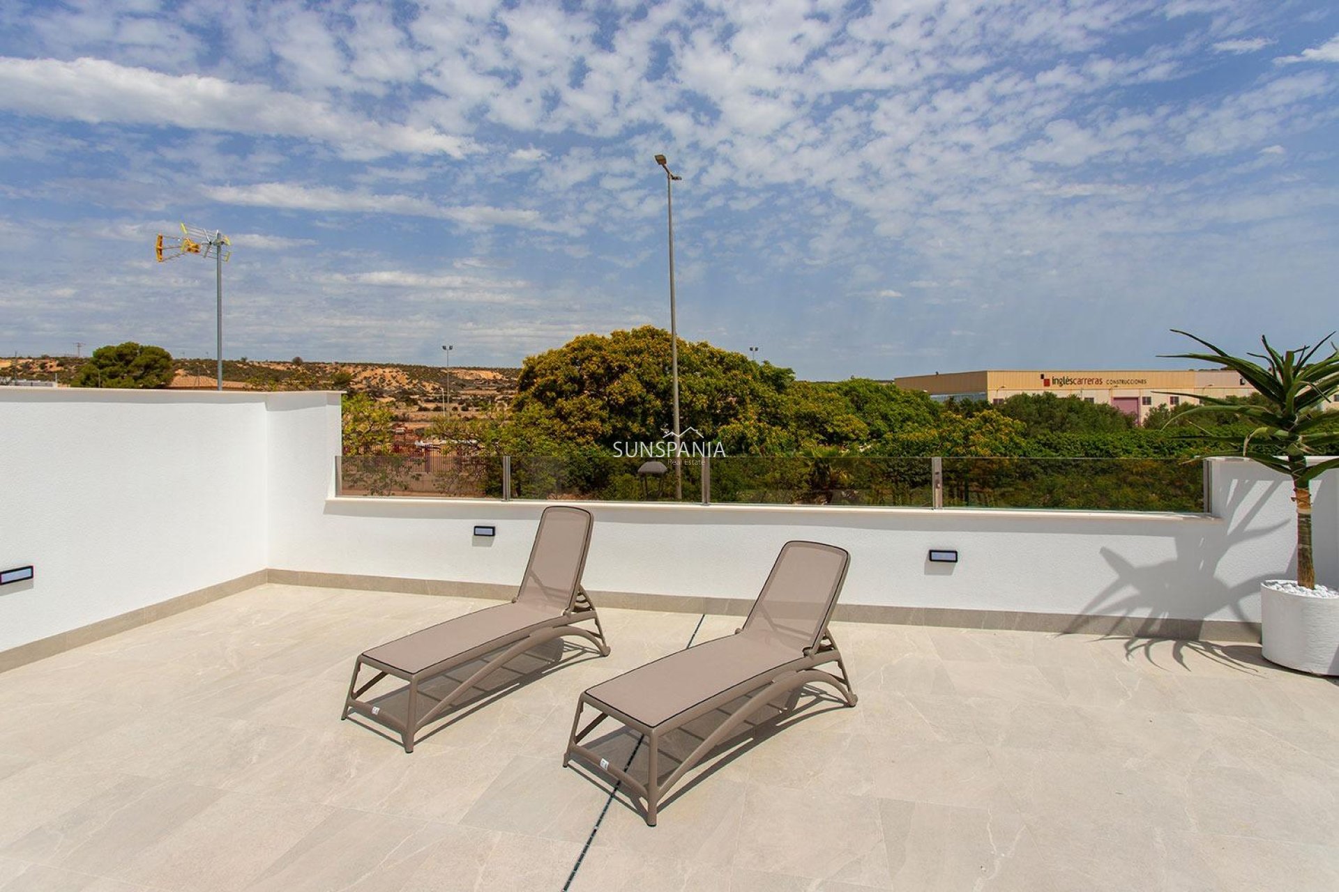 Obra nueva - Chalet -
Sucina