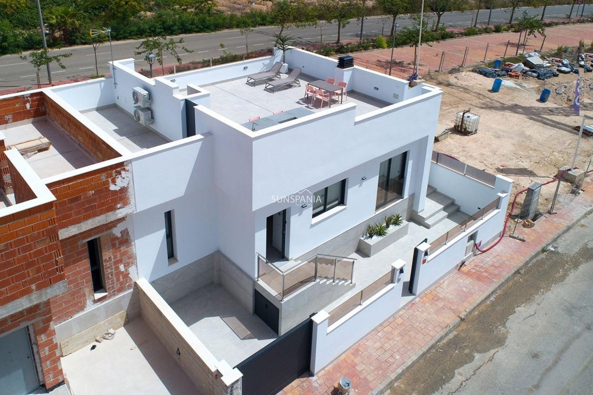 Obra nueva - Chalet -
Sucina