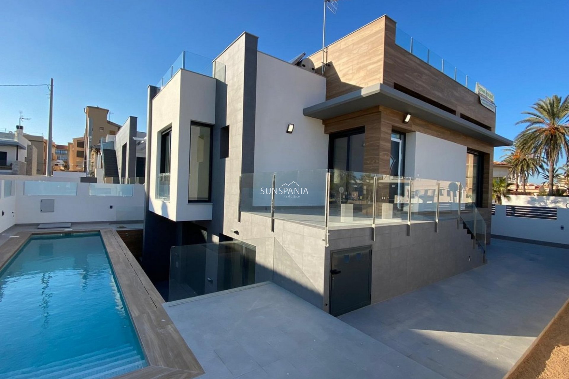 Obra nueva - Chalet -
Torrevieja - La Mata