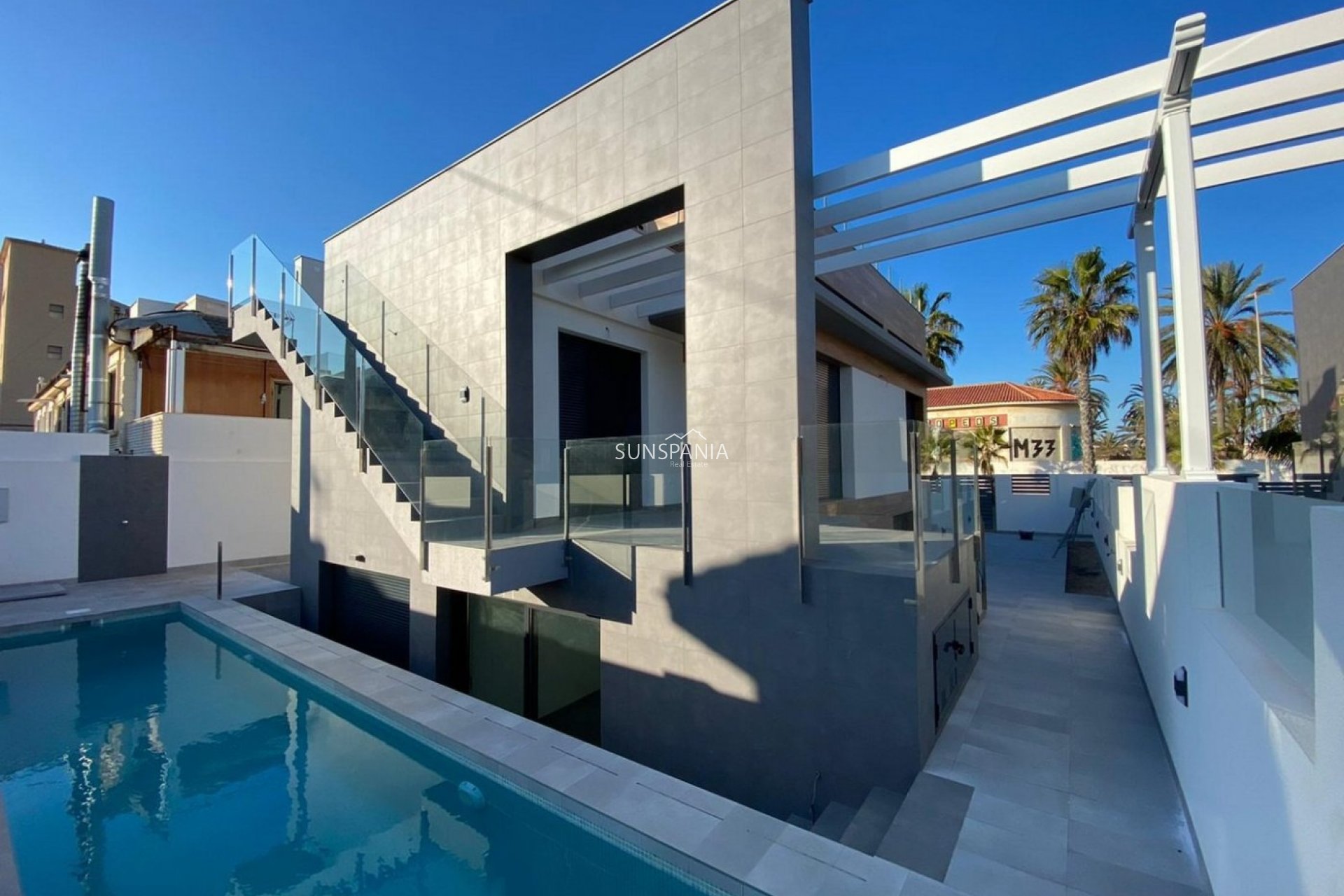 Obra nueva - Chalet -
Torrevieja - La Mata