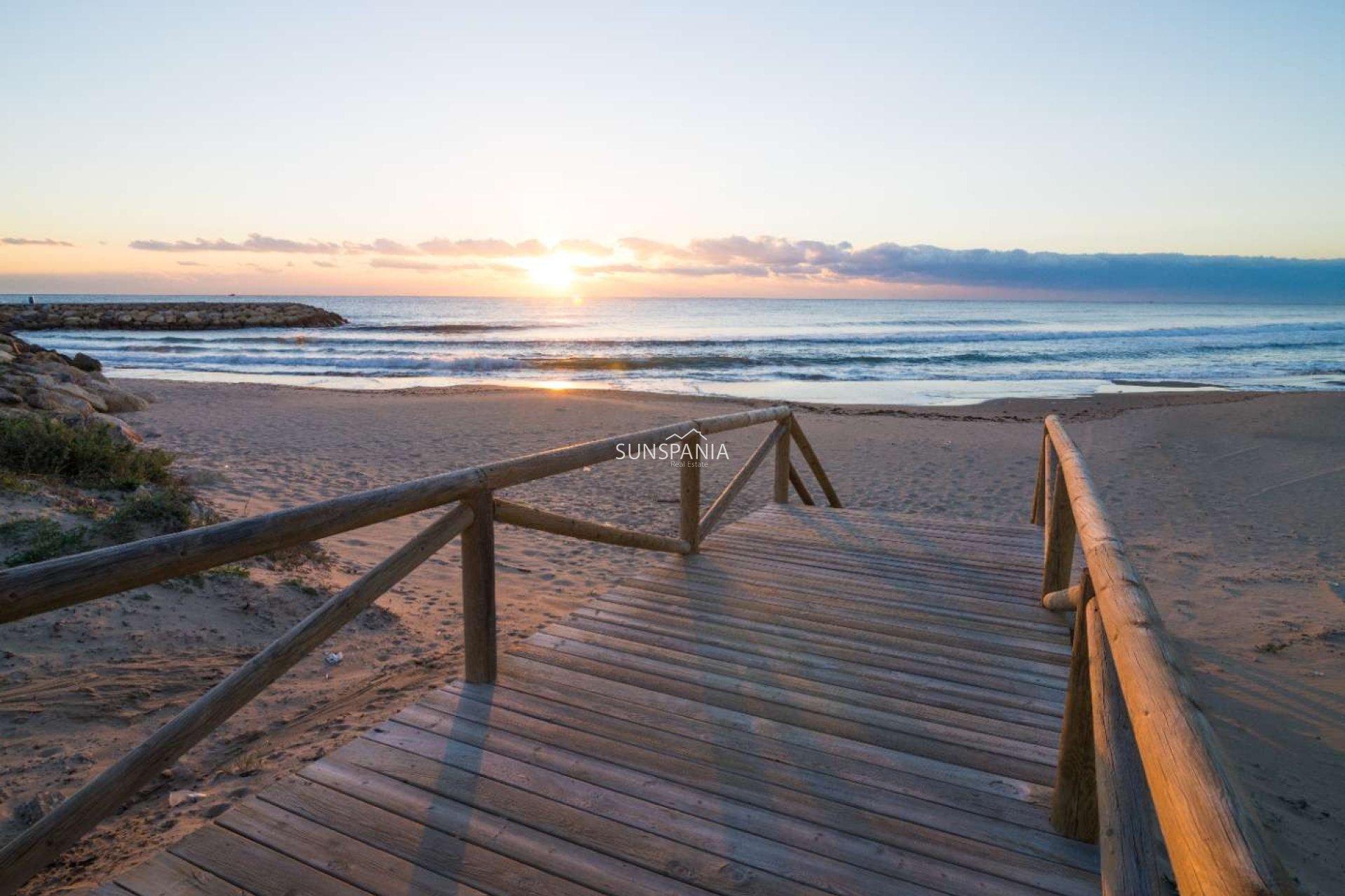 Obra nueva - Piso -
Guardamar del Segura