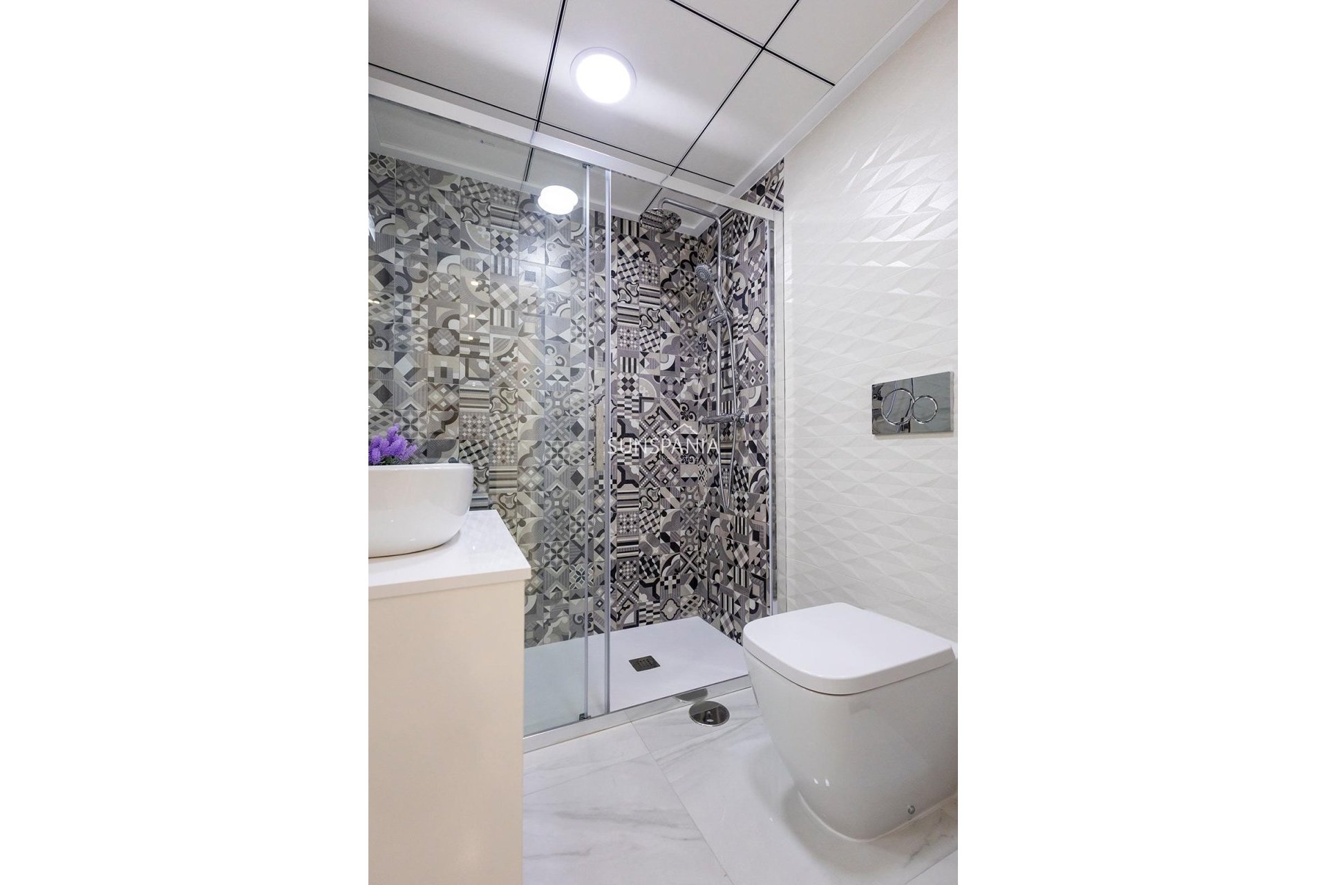 Obra nueva - Piso -
Jacarilla - pueblo