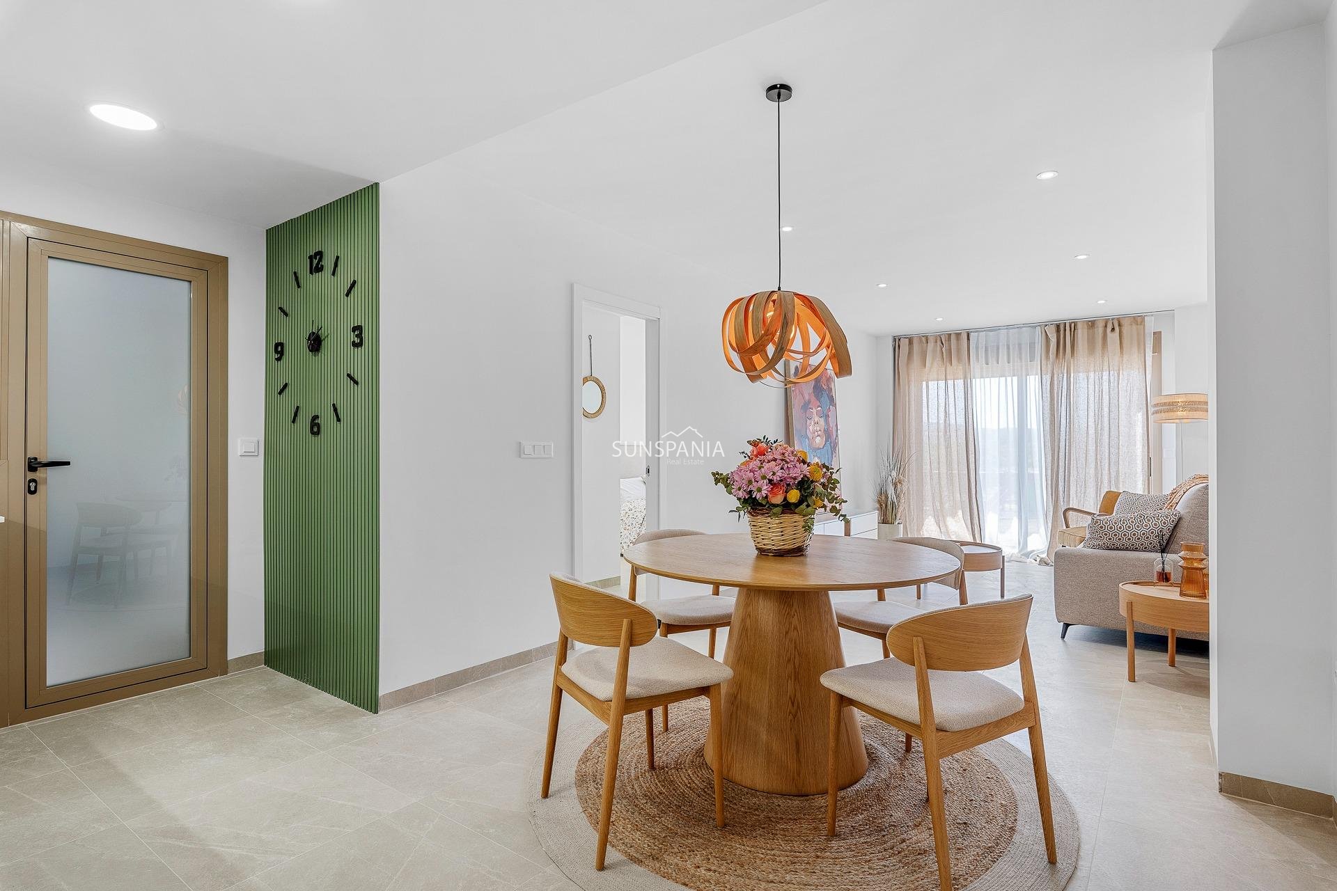 Obra nueva - Piso -
Jacarilla - pueblo