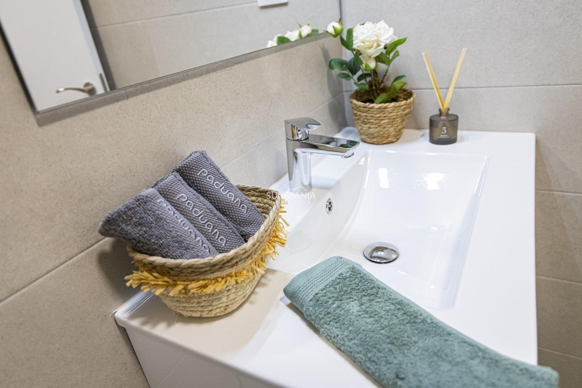 Obra nueva - Piso -
La Manga del Mar Menor - La Manga