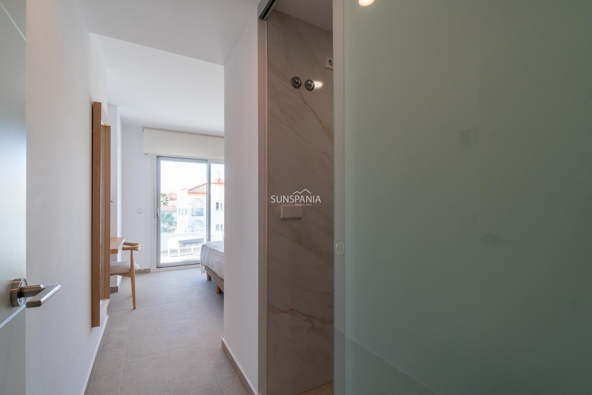 Obra nueva - Piso -
Orihuela Costa - Playa Flamenca