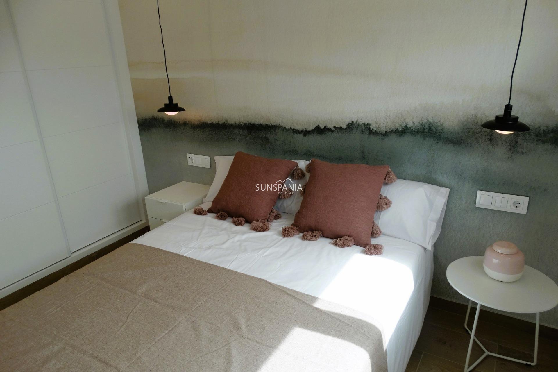 Obra nueva - Piso -
Pilar de la Horadada - pueblo