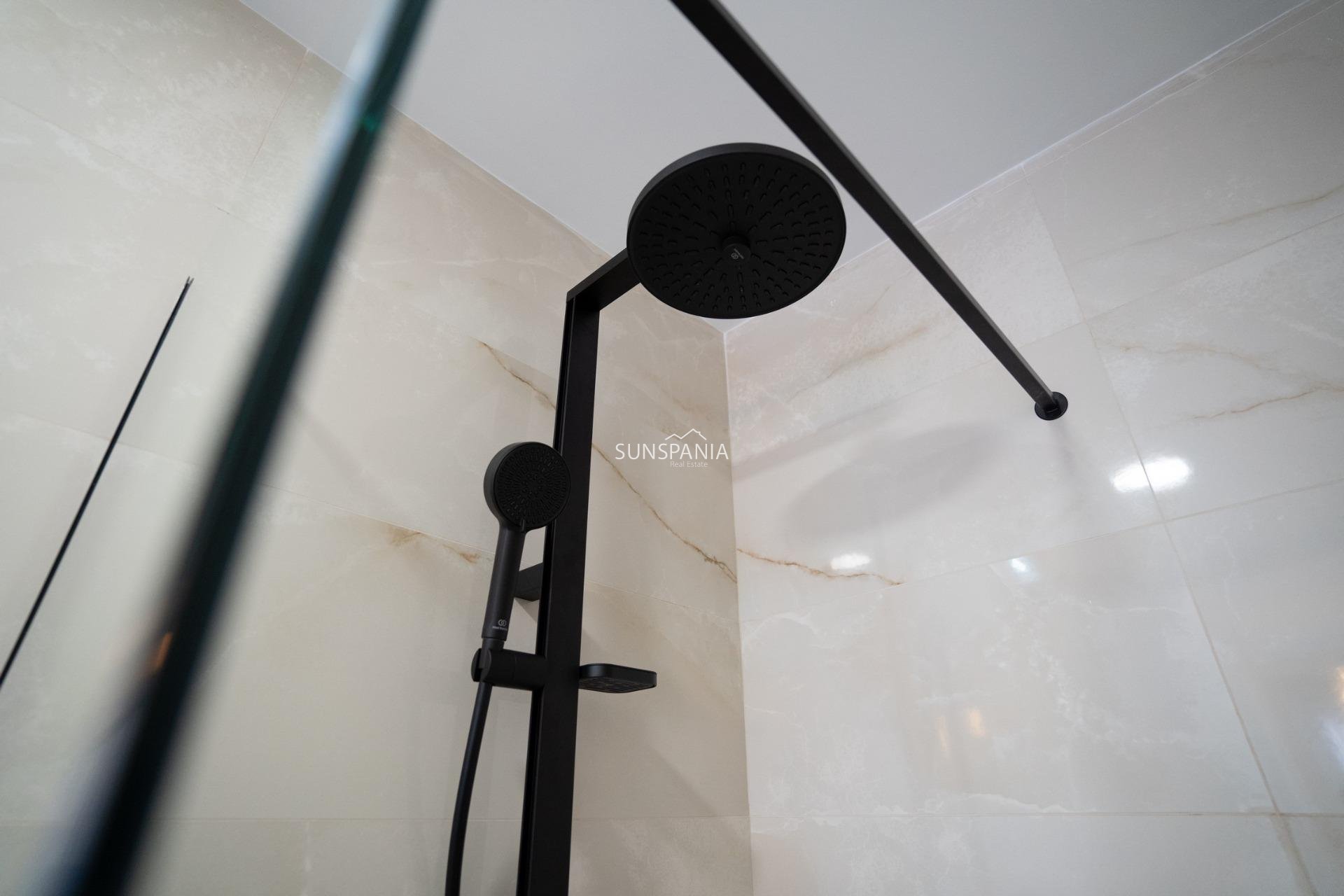 Obra nueva - Piso -
Pilar de la Horadada - pueblo