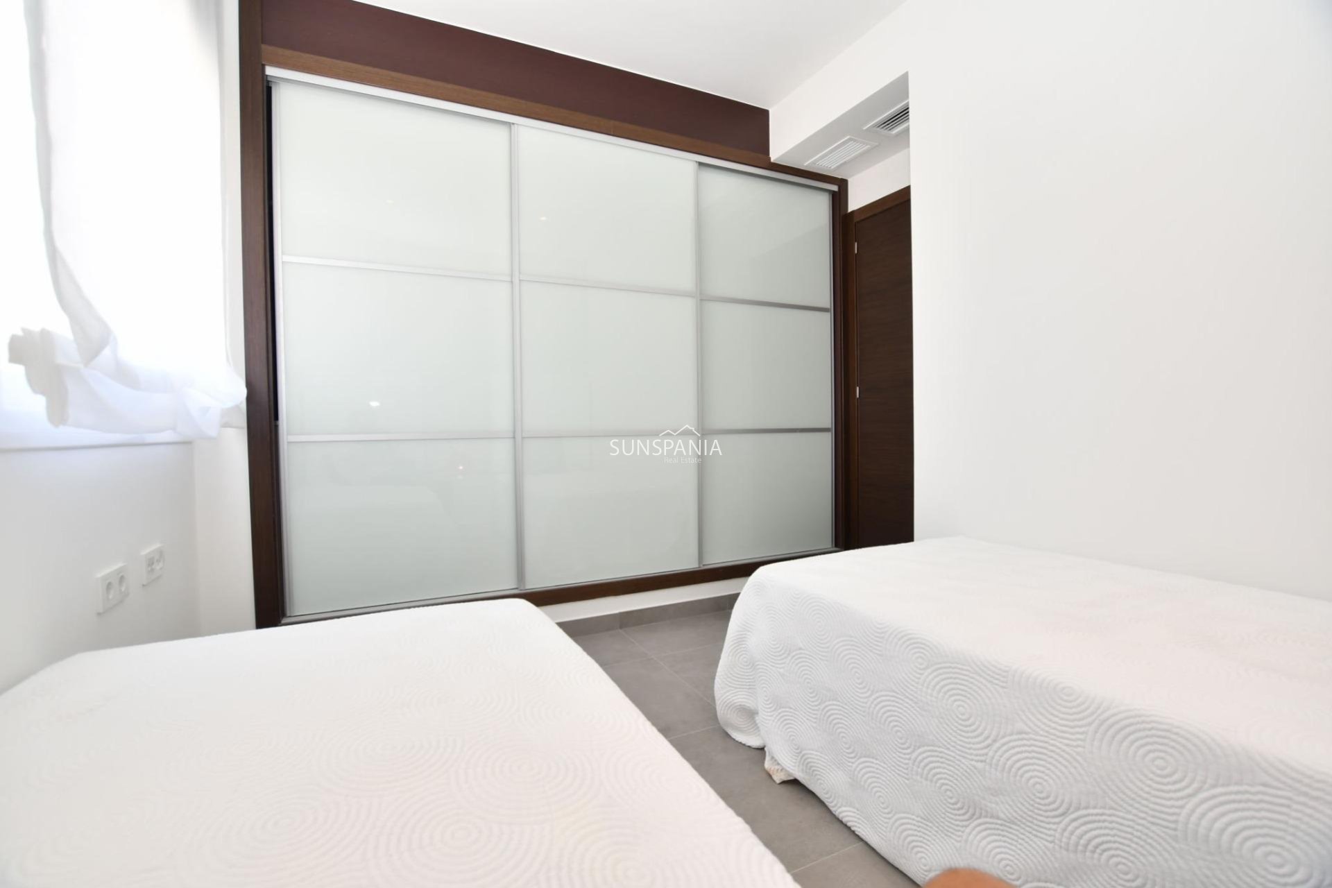 Obra nueva - Piso -
San Miguel de Salinas - La Cañada