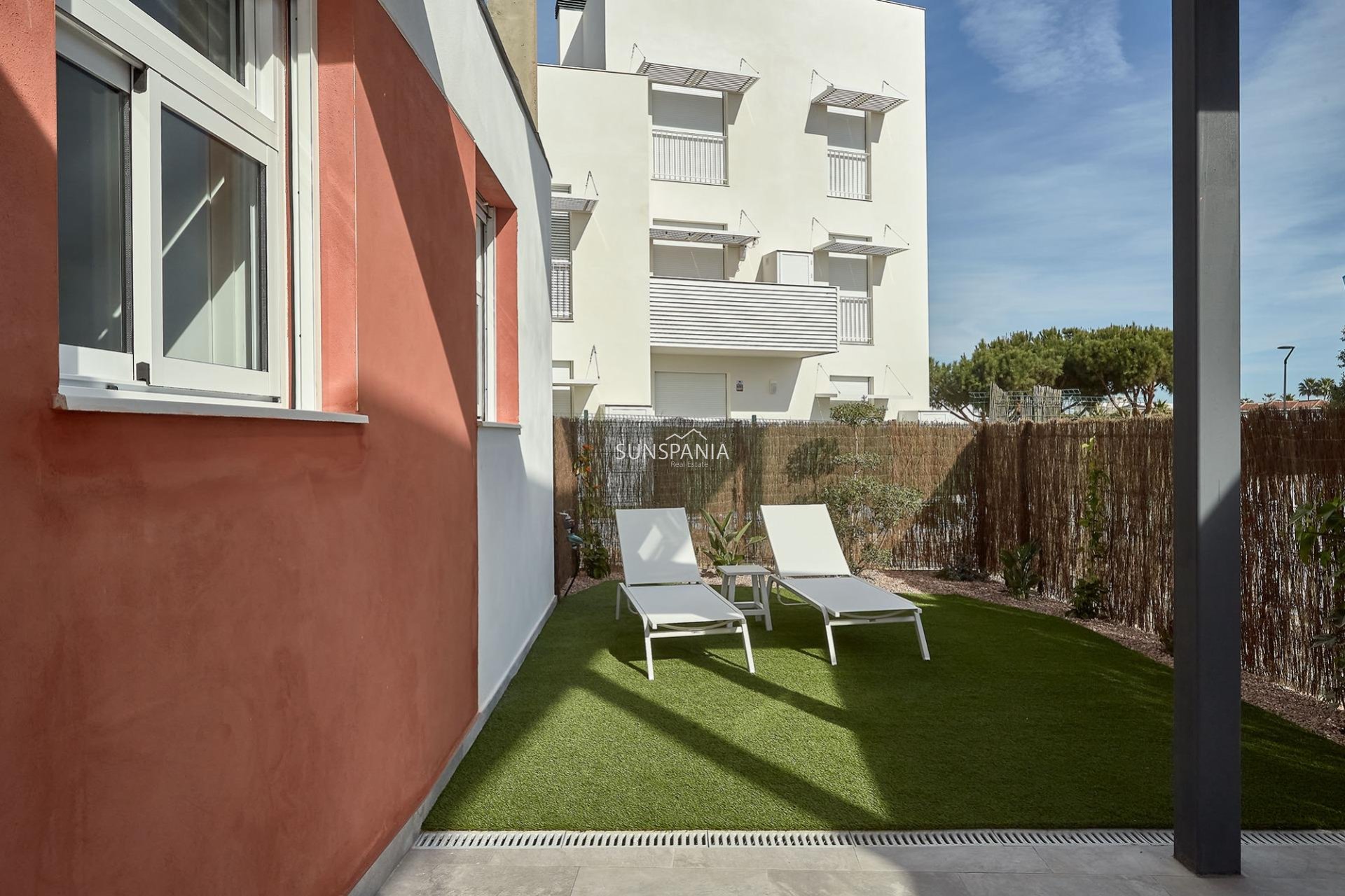Obra nueva - Piso -
Vera - El Playazo