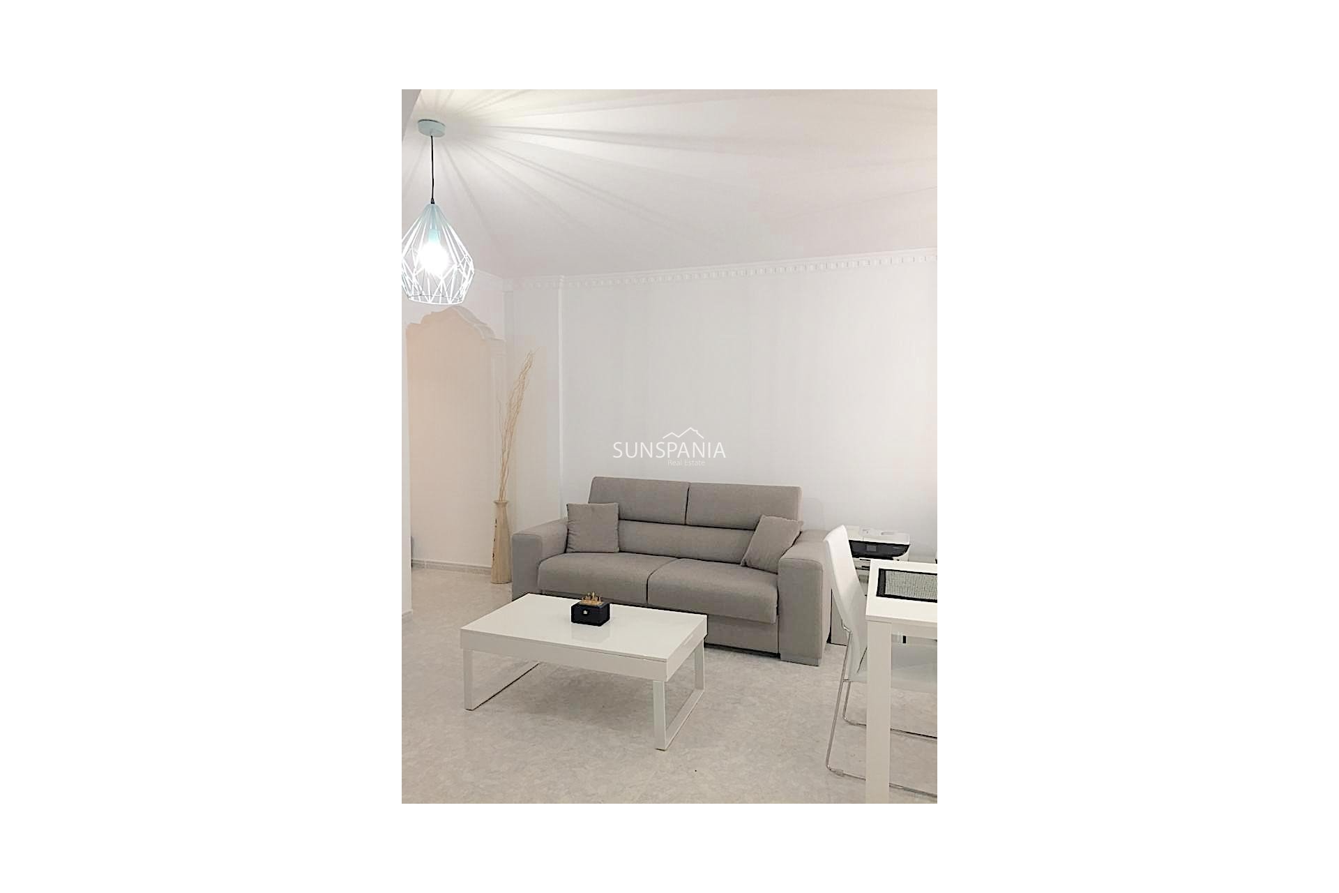 Resale - Apartment -
Algorfa