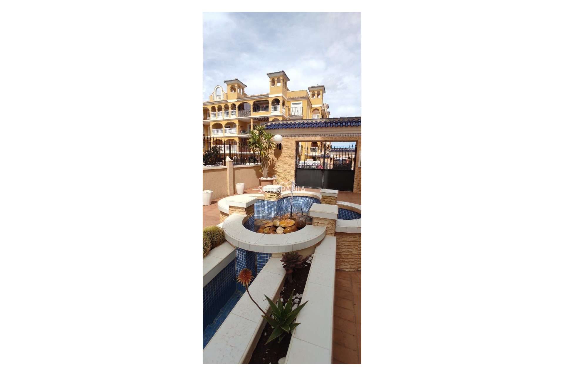 Resale - Apartment -
Algorfa