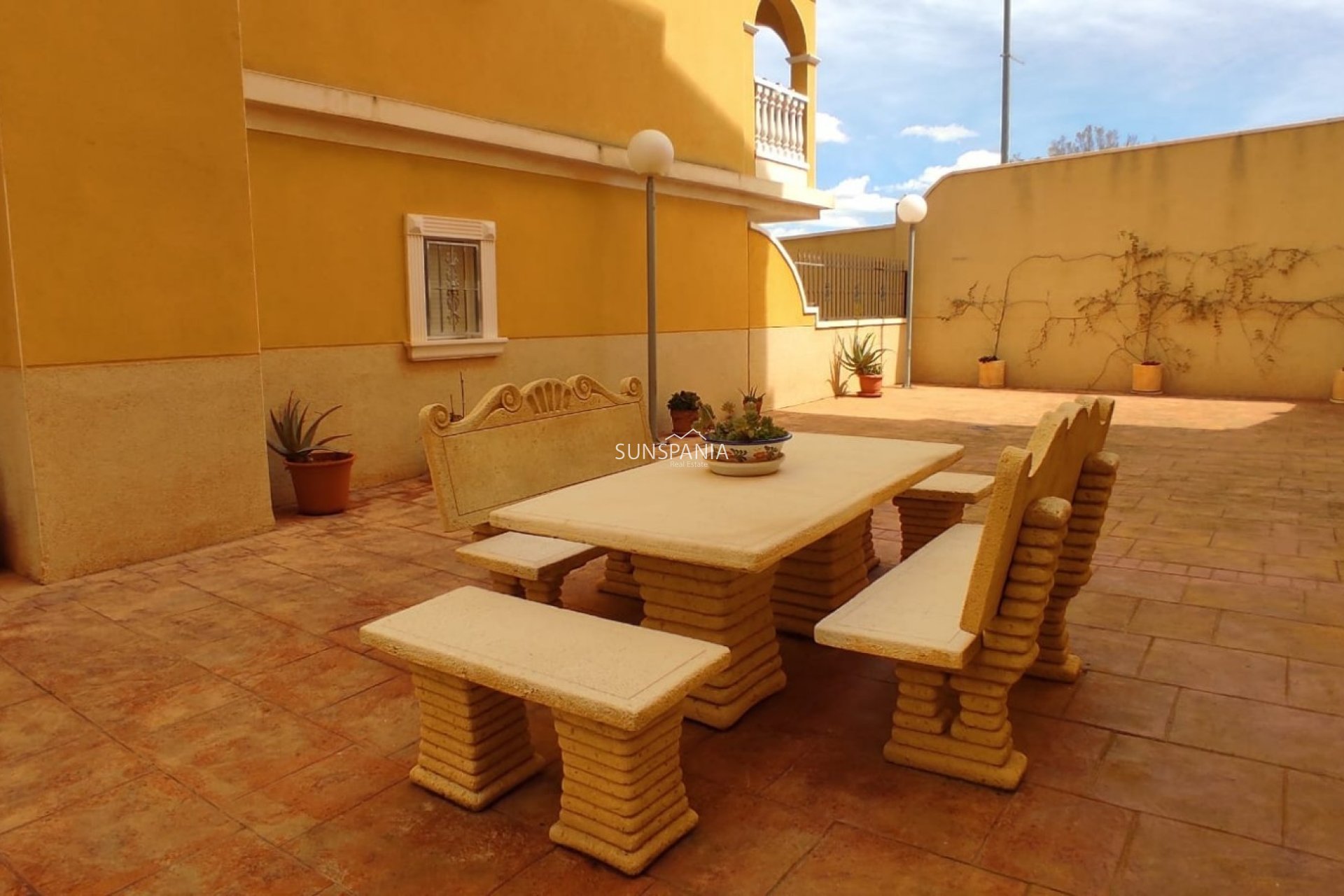 Resale - Apartment -
Algorfa