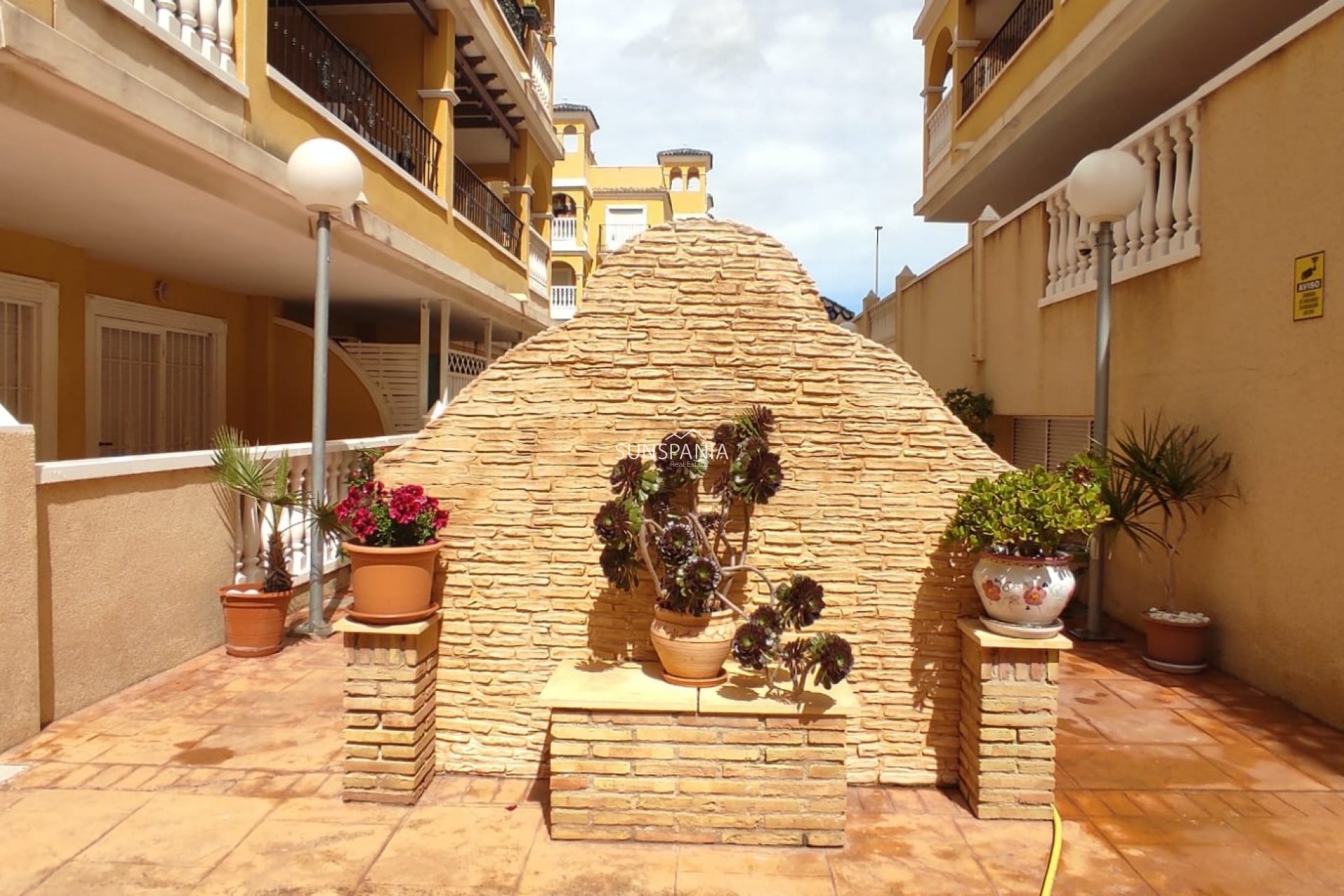 Resale - Apartment -
Algorfa
