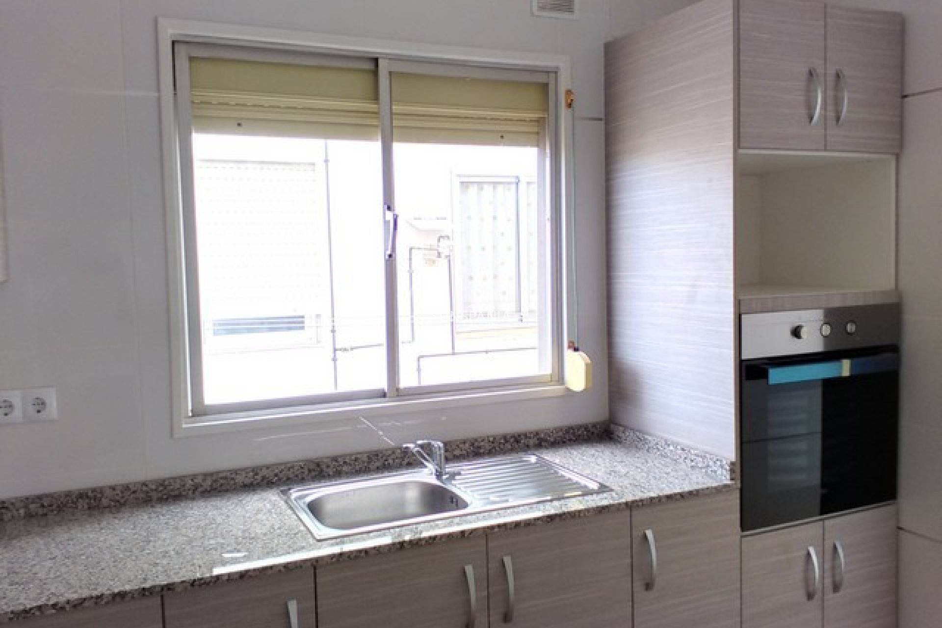 Resale - Apartment / flat -
San Vicente del Raspeig - Sol y Luz