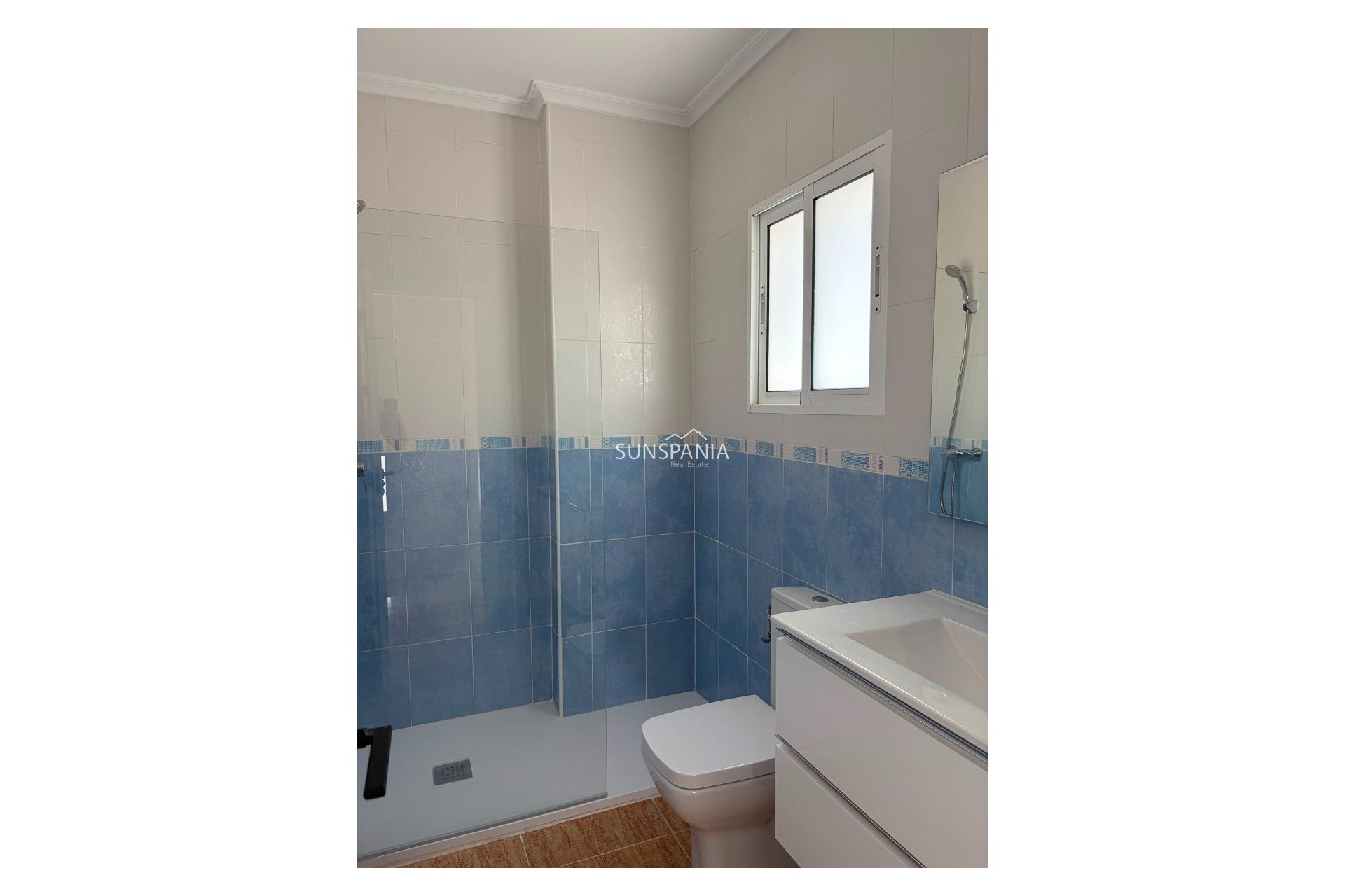 Resale - Villa -
Castalla