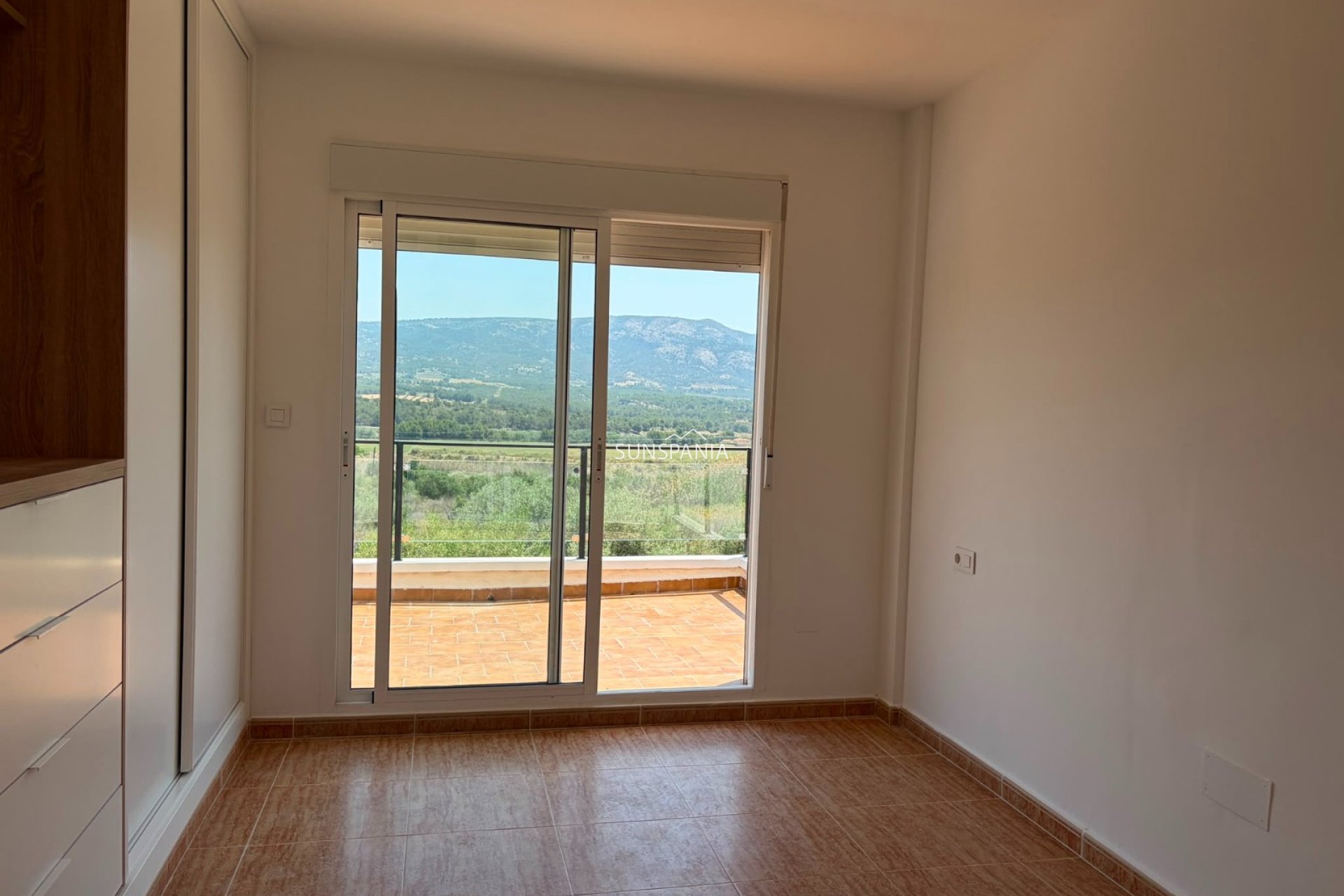 Resale - Villa -
Castalla
