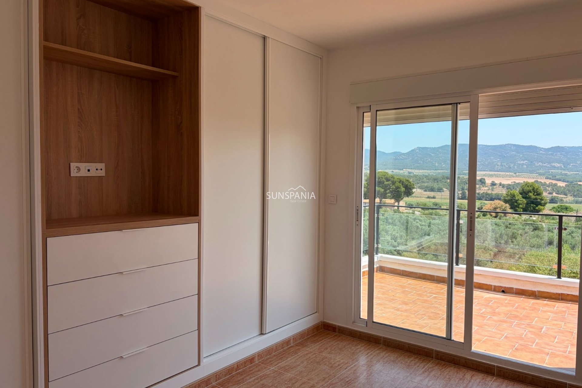 Revente - Maison indépendante -
Castalla