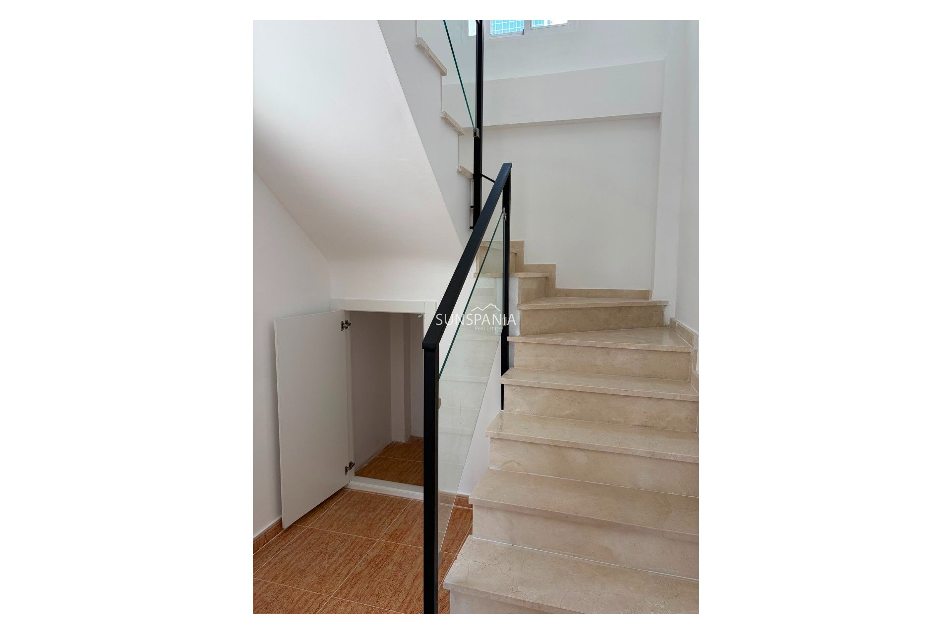 Revente - Maison indépendante -
Castalla