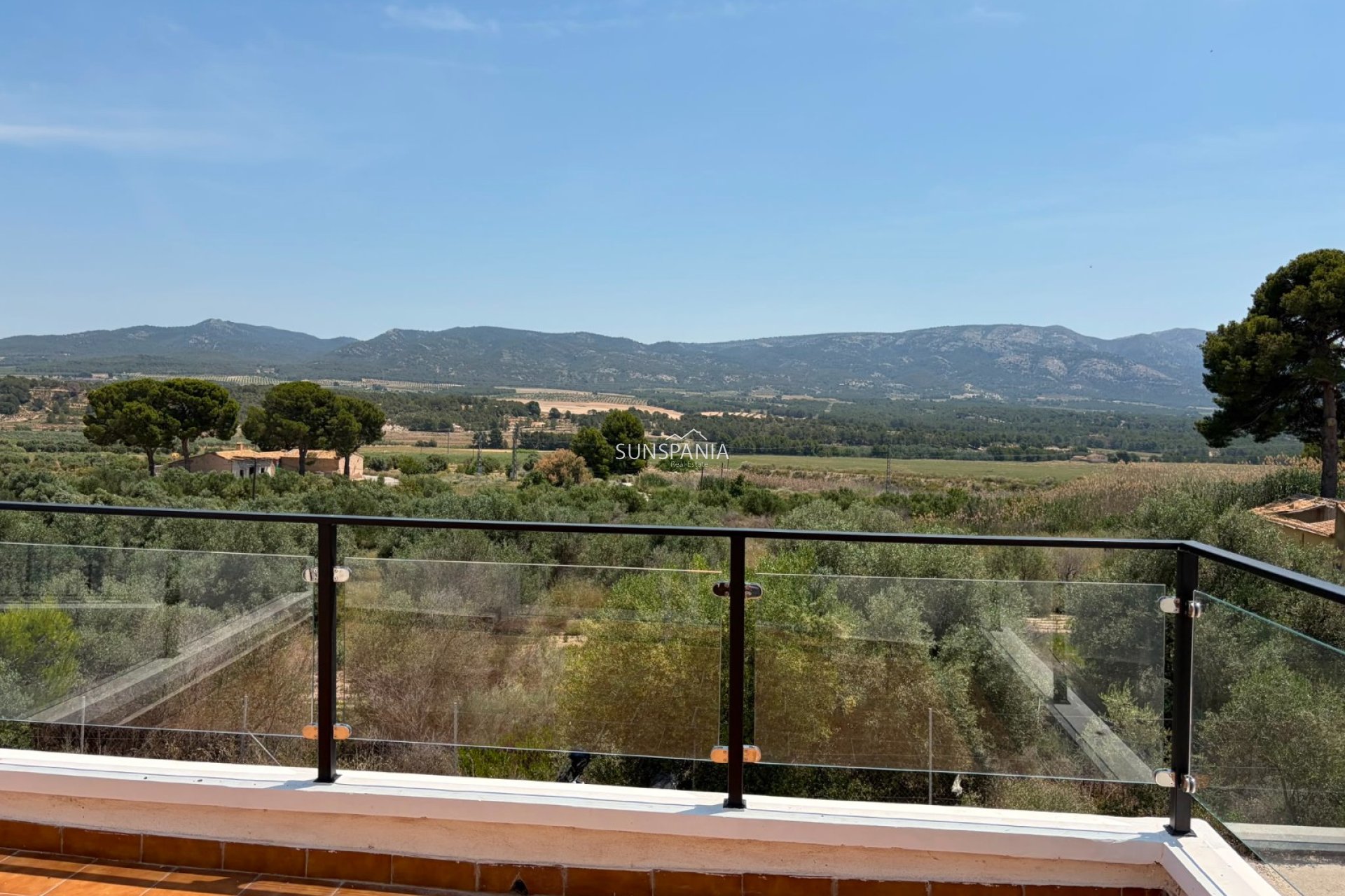 Revente - Maison indépendante -
Castalla