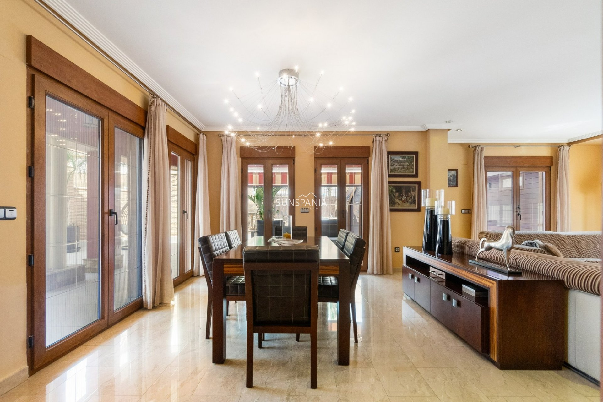 Revente - Maison indépendante -
Orihuela