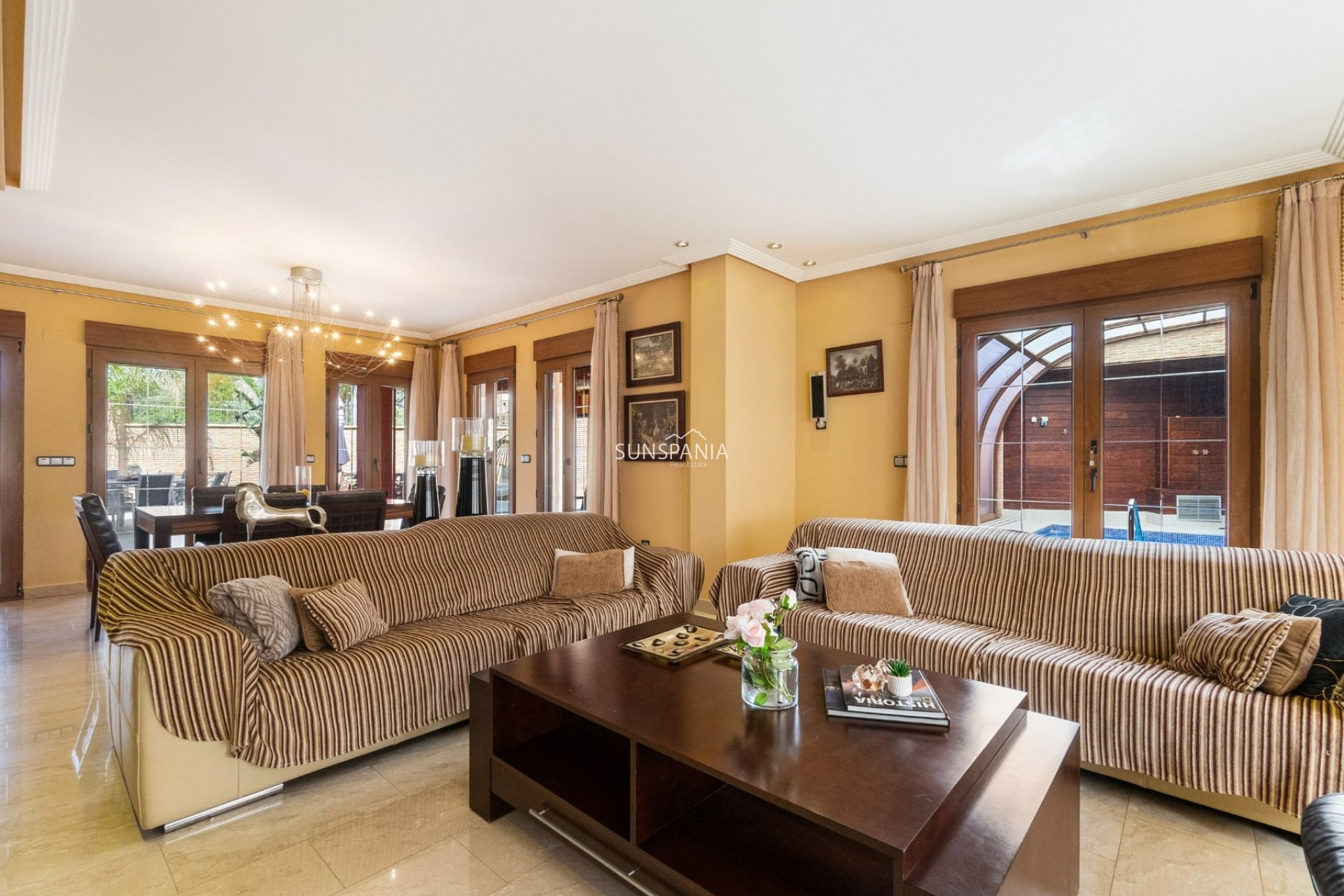 Revente - Maison indépendante -
Orihuela