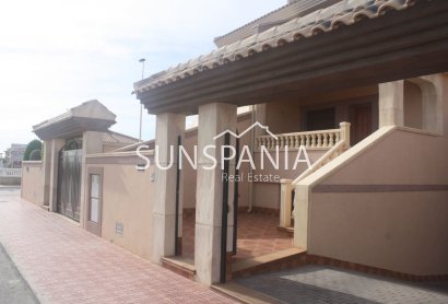 Town House - New Build -
            Torrevieja - NB-53993