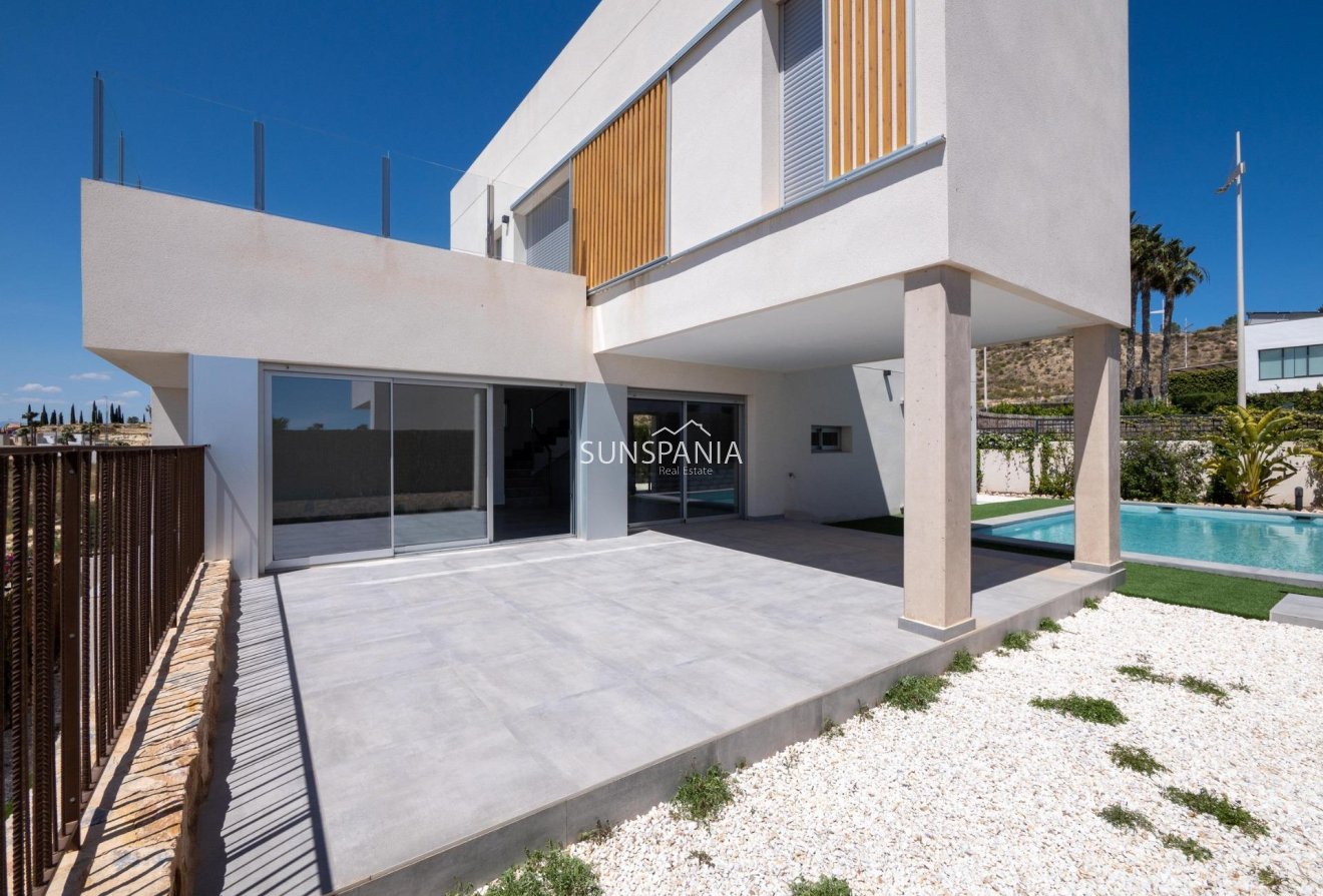 Obra nueva - Chalet -
Algorfa - La Finca Golf