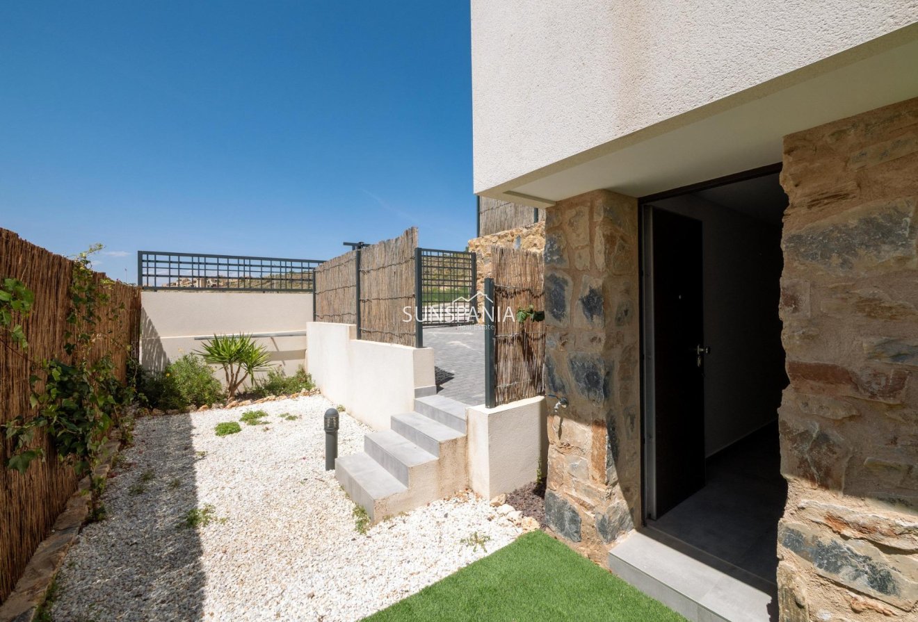 Obra nueva - Chalet -
Algorfa - La Finca Golf