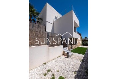 Obra nueva - Chalet -
Algorfa - La Finca Golf