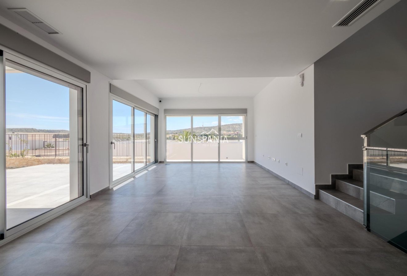 Obra nueva - Chalet -
Algorfa - La Finca Golf