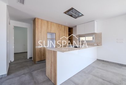Obra nueva - Chalet -
Algorfa - La Finca Golf